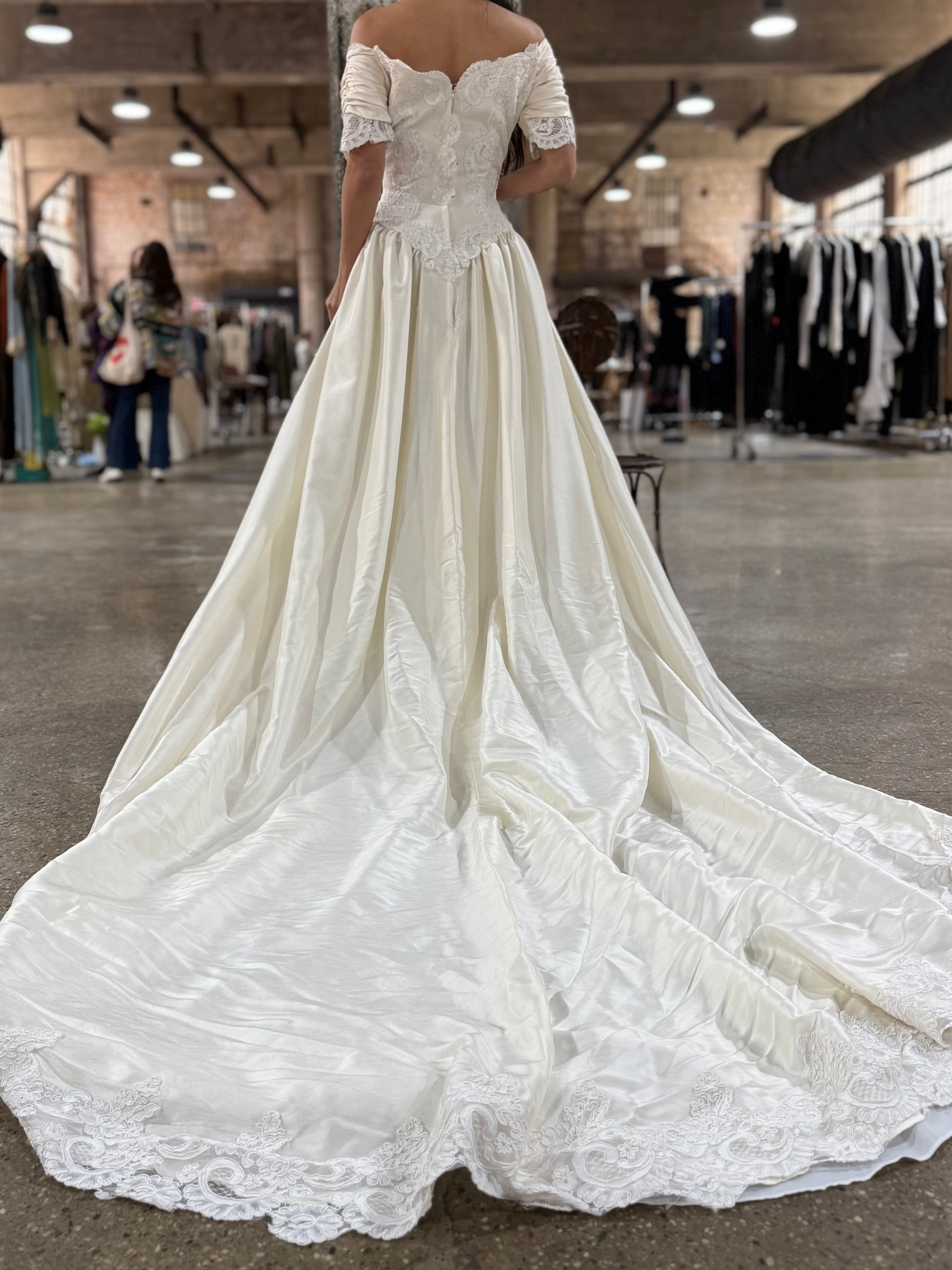 Vintage Silk and Lace Gown - S/6