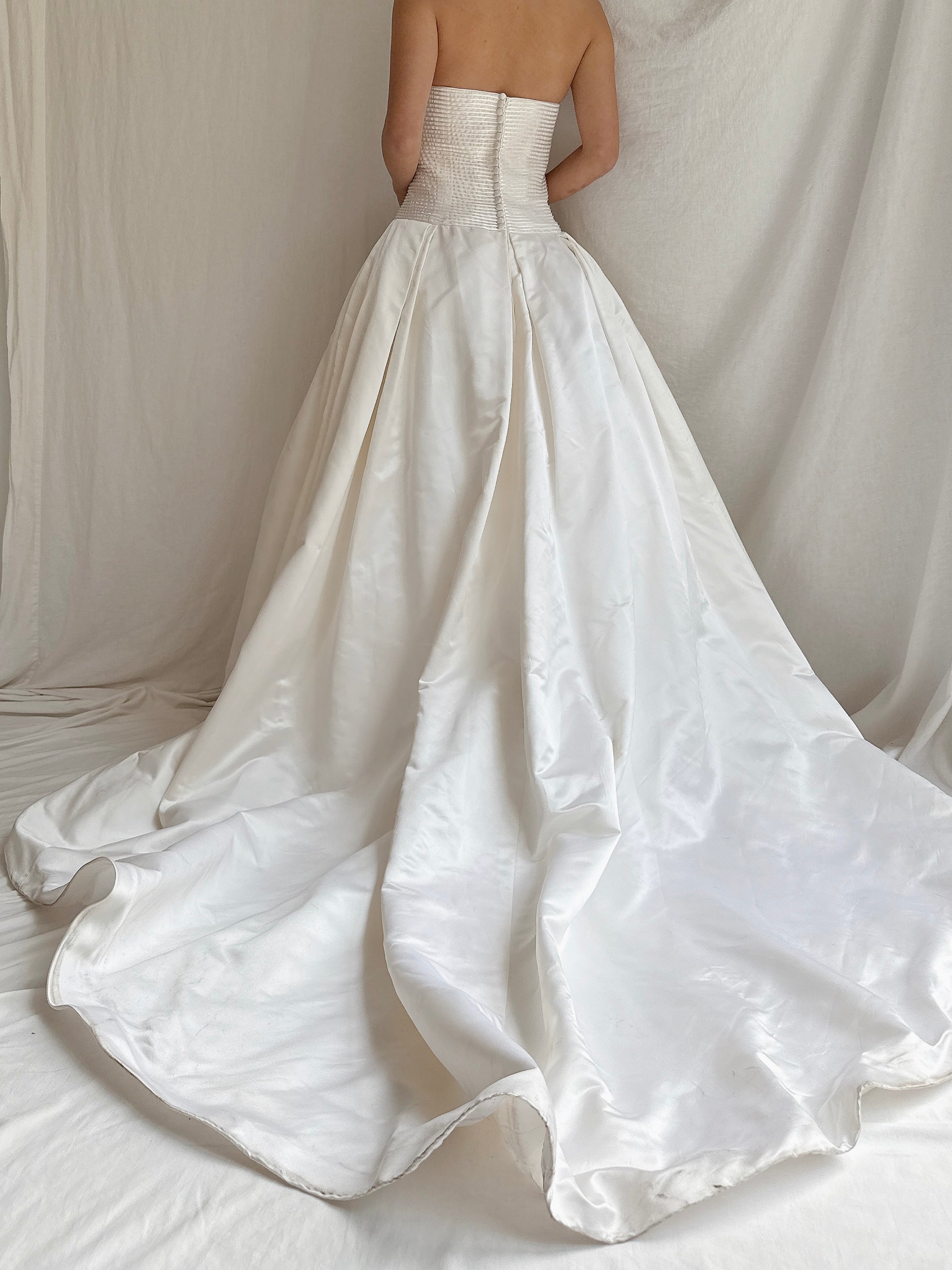 Vintage Sill Strapless Gown - S