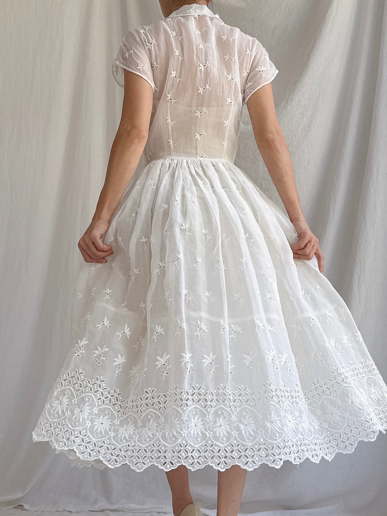Vintage Embroidered Organdy Dress - XS