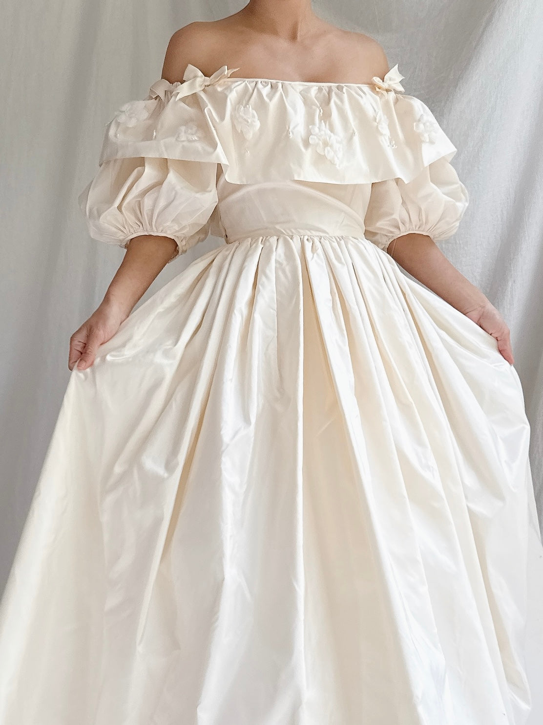 1980s Silk Taffeta Puff Sleeve Gown - XXS