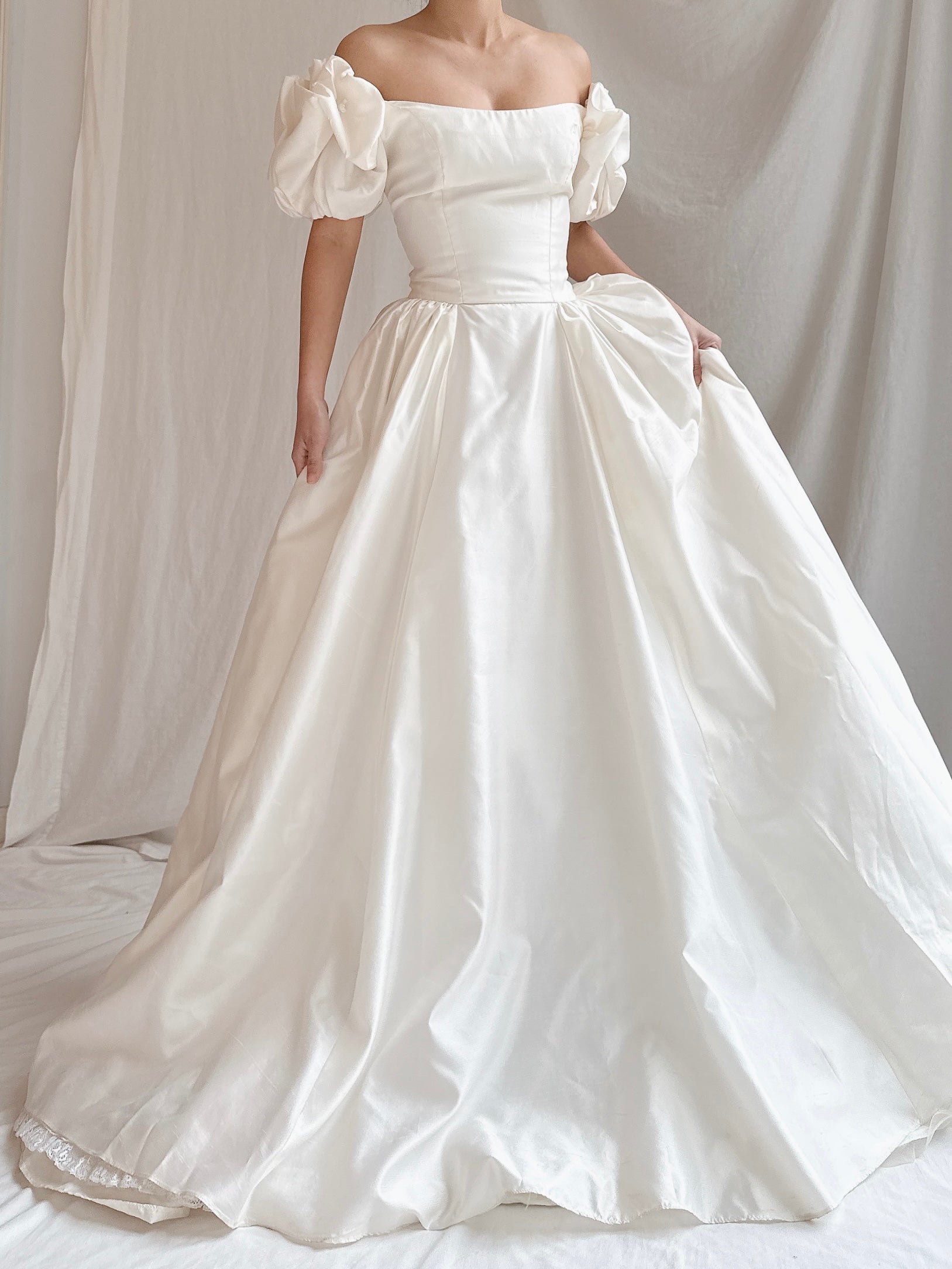 Vintage Silk Puff Sleeve Gown - XS