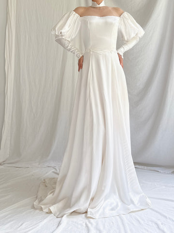 Vintage Juliet Sleeves Satin Gown - XXS
