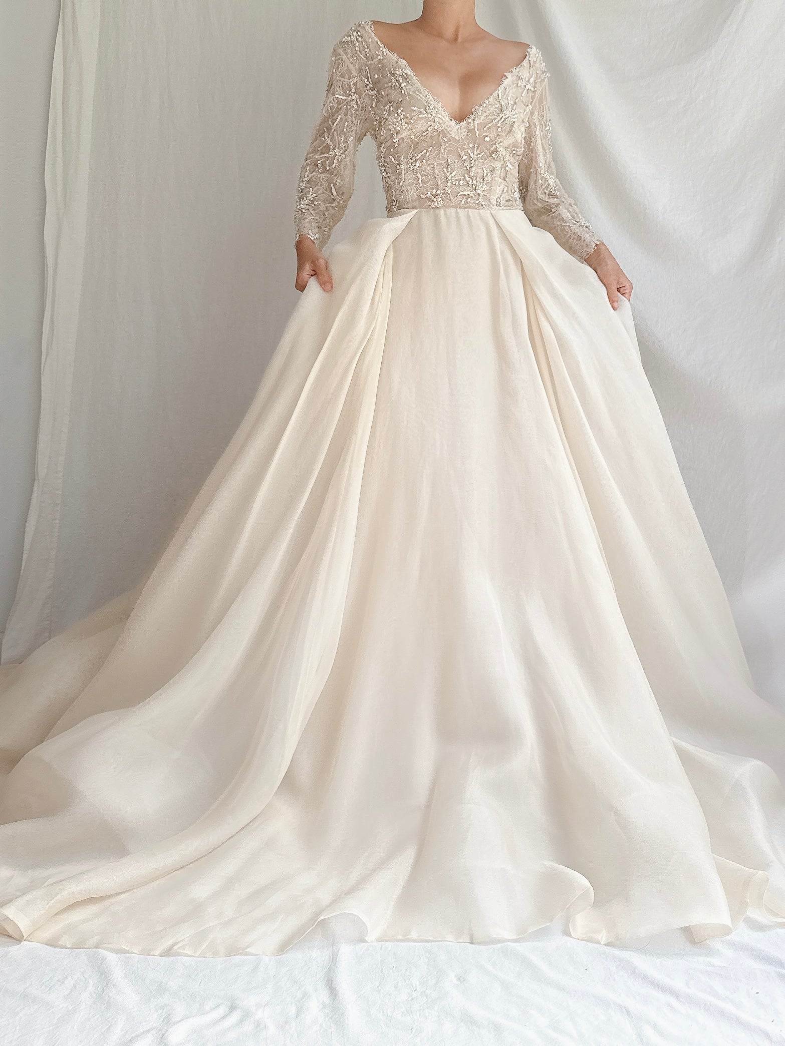 Vintage Monique Llhuilier Champagne Silk Organza Gown - M/6