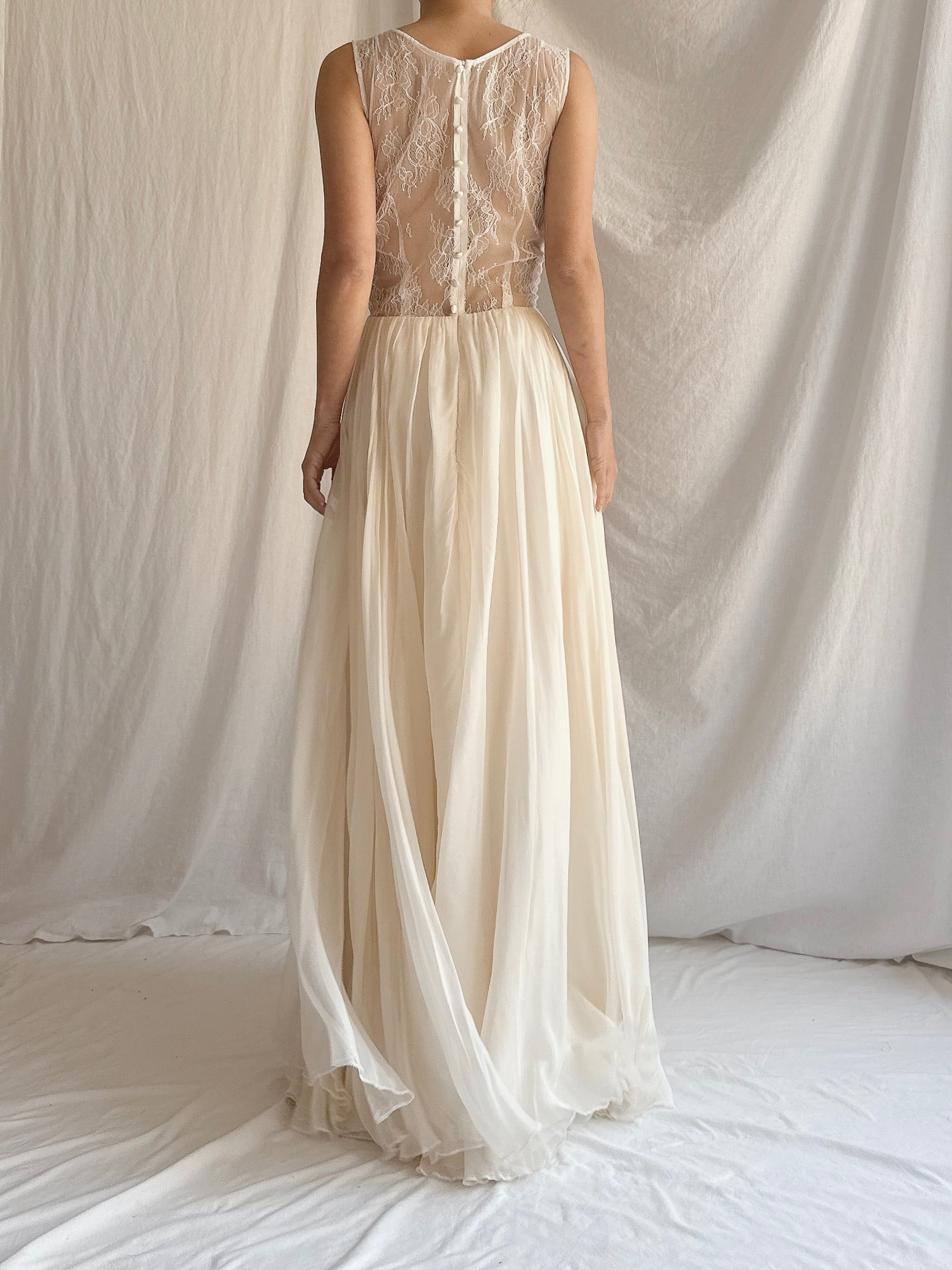 Leanne Marshall Ivory Silk Gown - XS/2