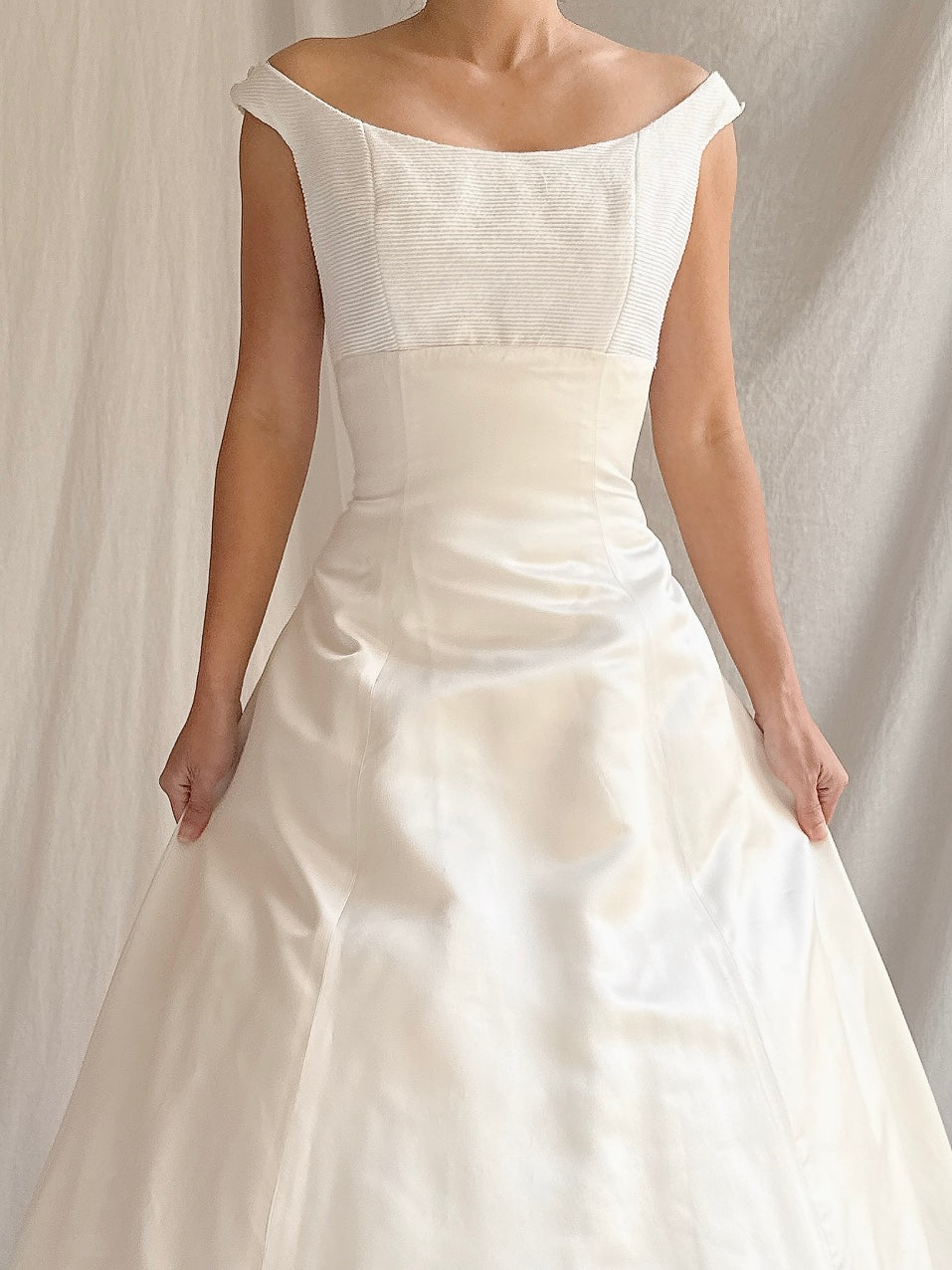 Vintage Monique Llhuilier Portrait Collar Gown - XS/2