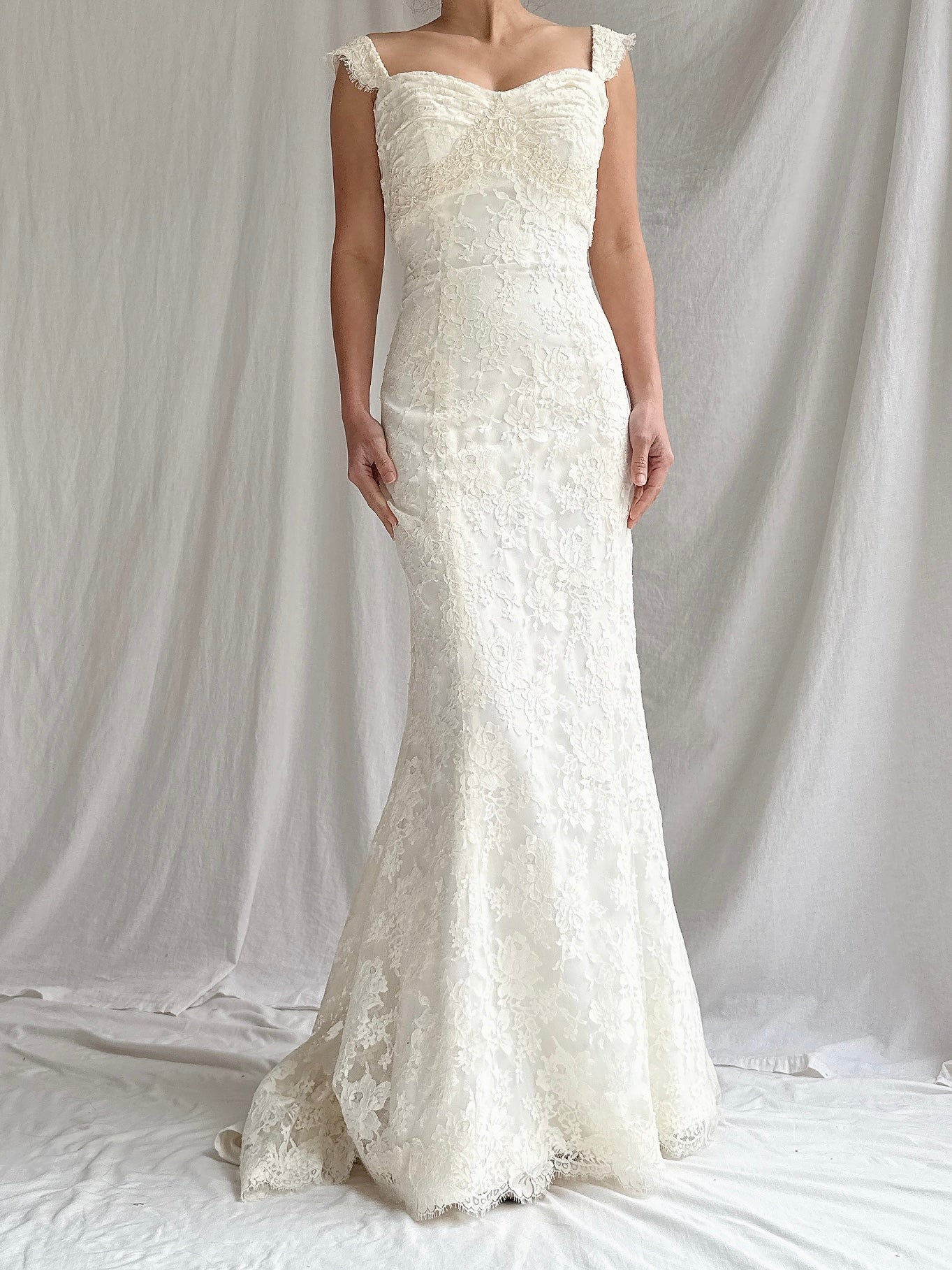 Vintage Lace Gown - S/M