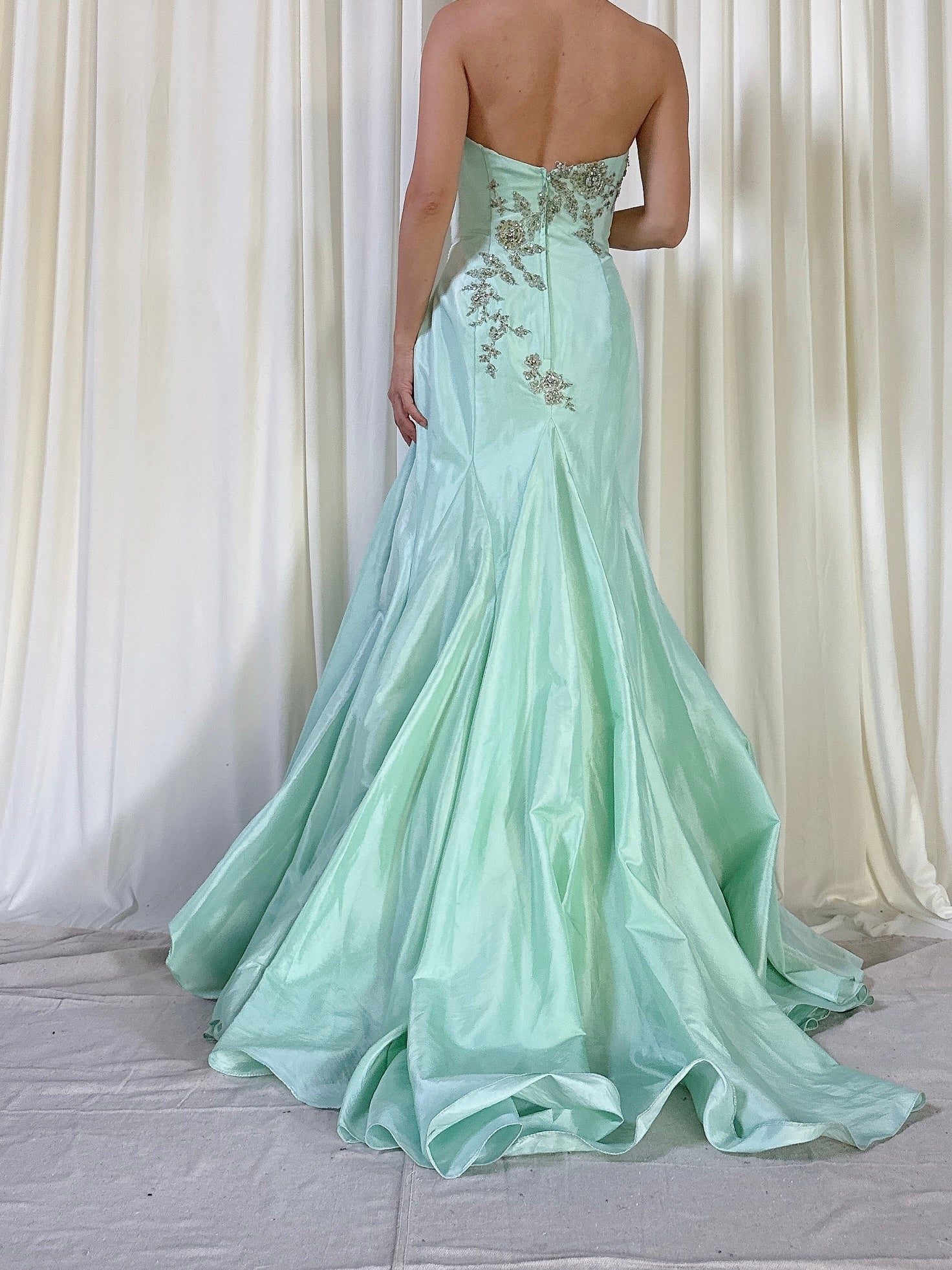 Vintage Tony Bowls turquoise Dress Size 6