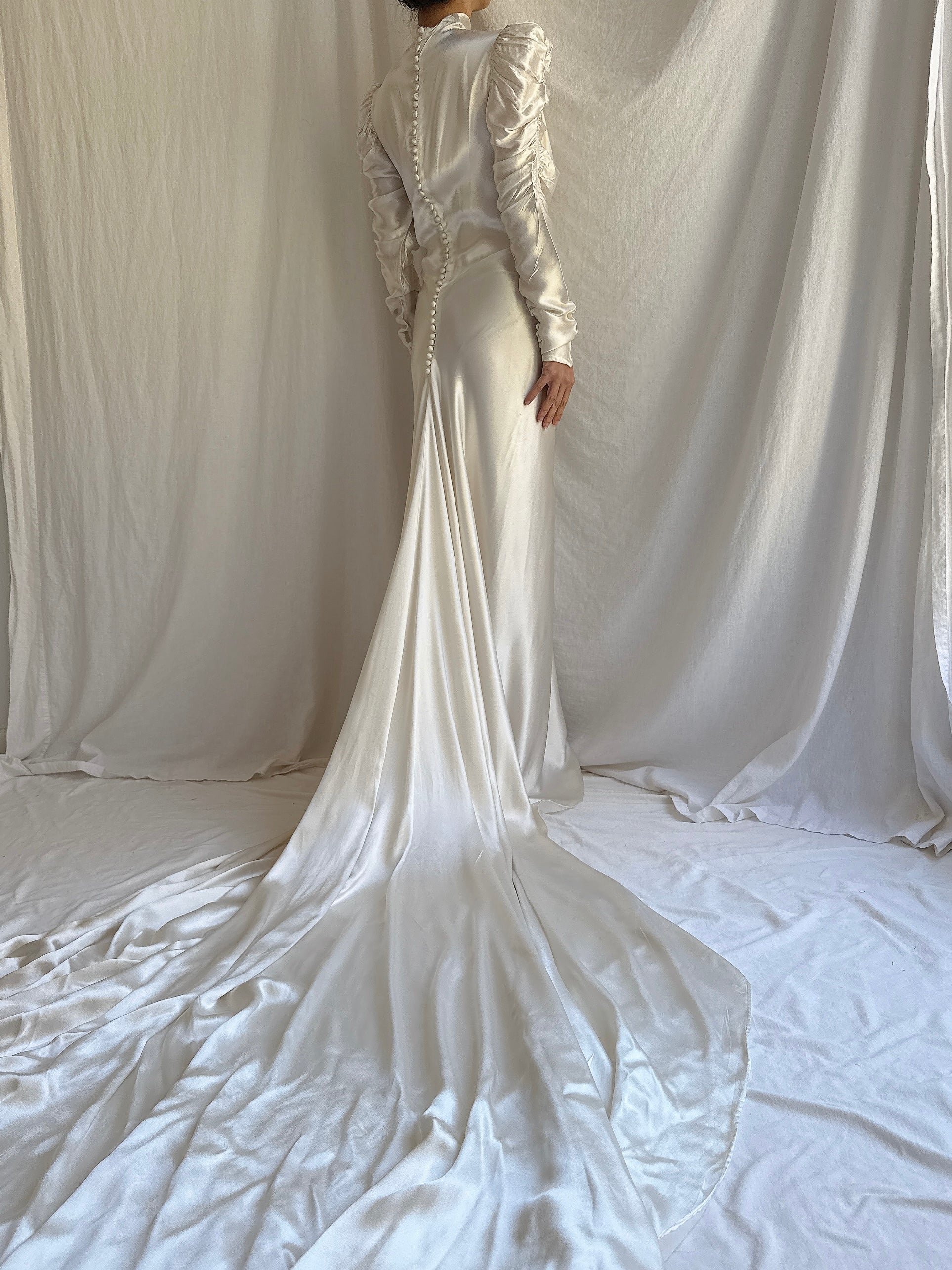 1930s Ruche Long Sleeve Satin Gown - S