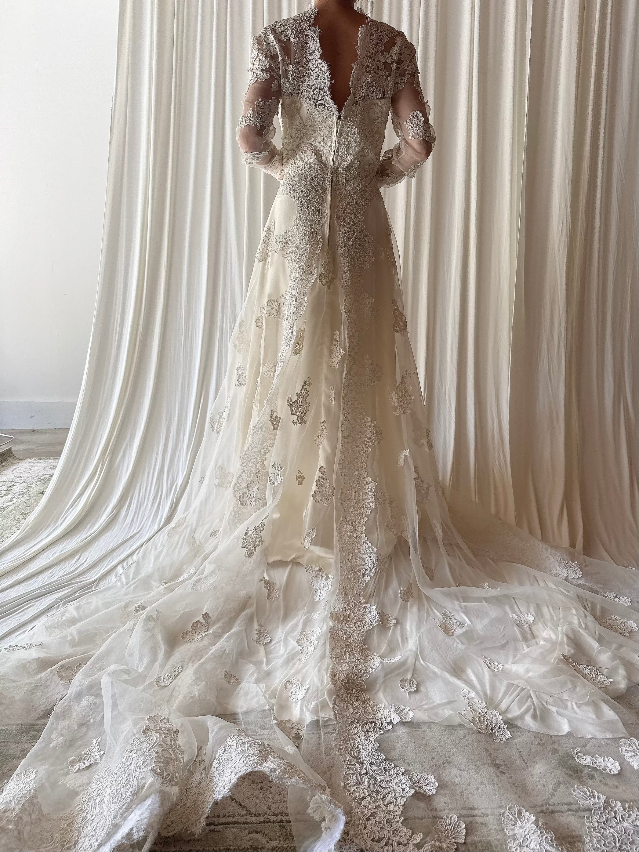1960s Tricot Lace Dress - XS