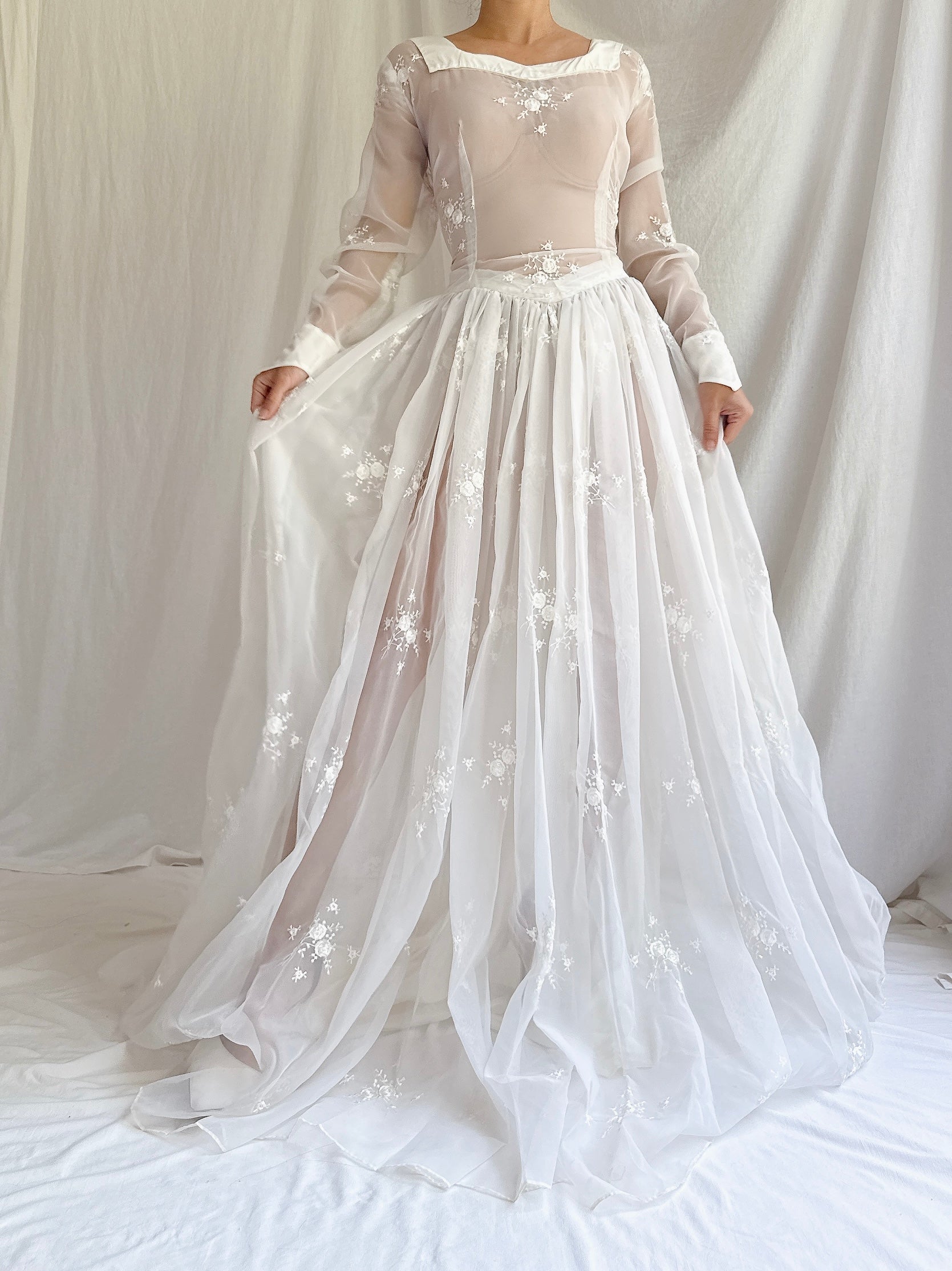 1940s Sheer Nylon Embroidered Dress - S/M