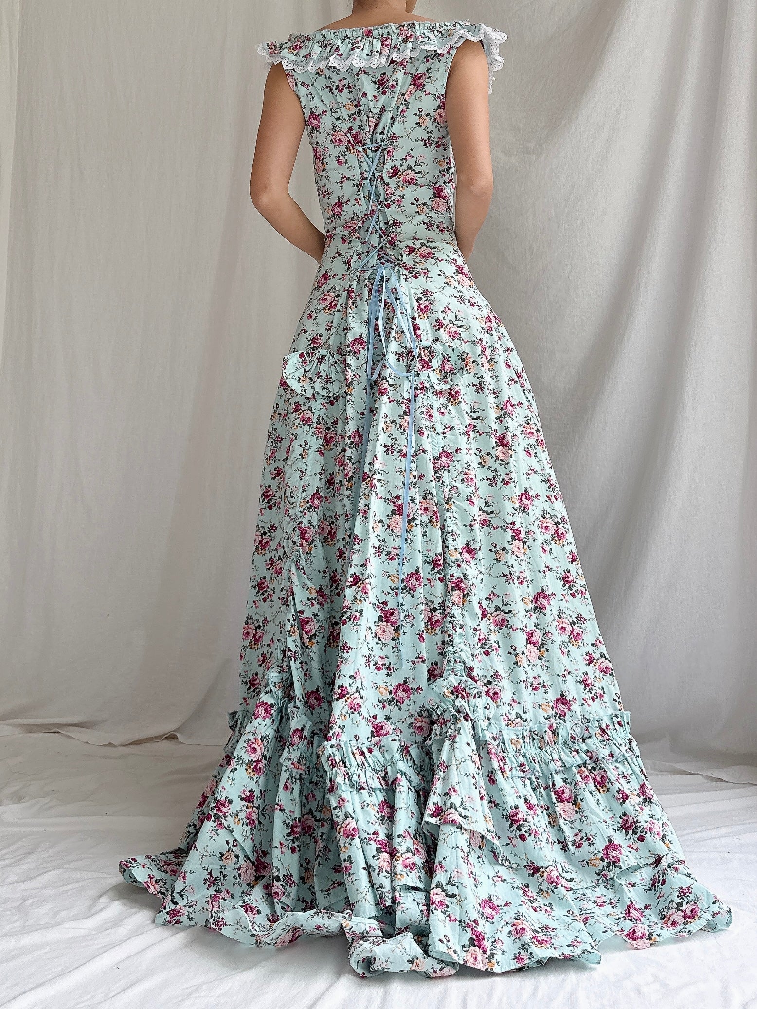 Vintage Cotton Floral Dress - XS-M