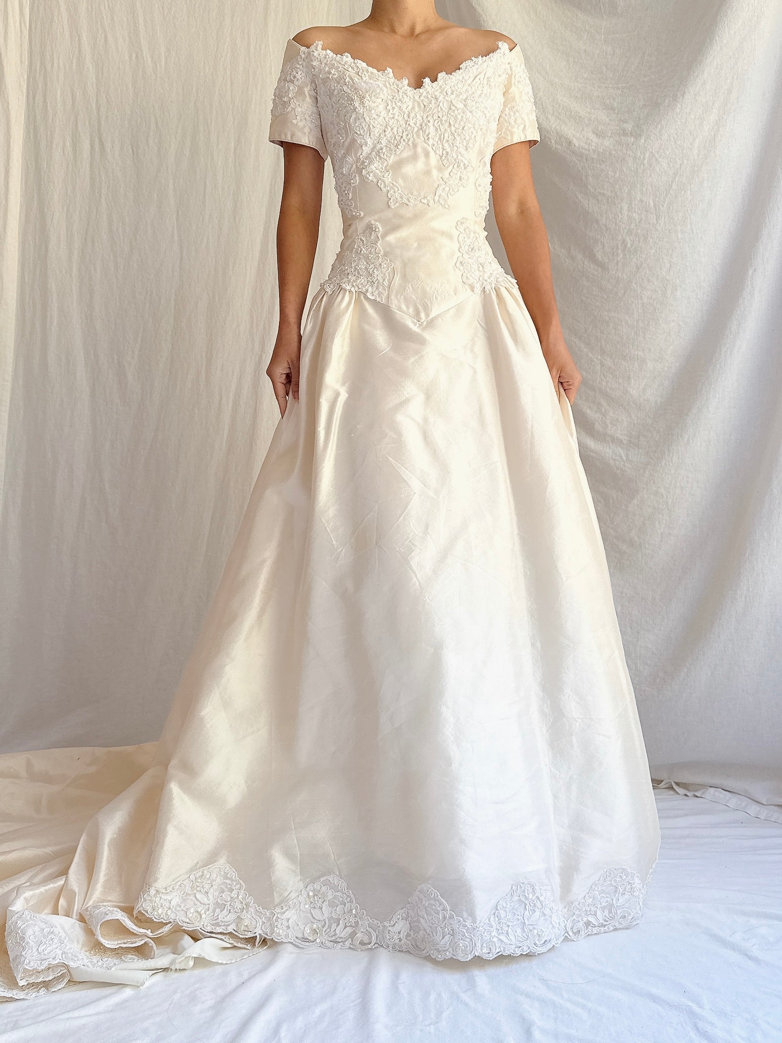 Vintage Wide Neck Lace Embellished Gown - S
