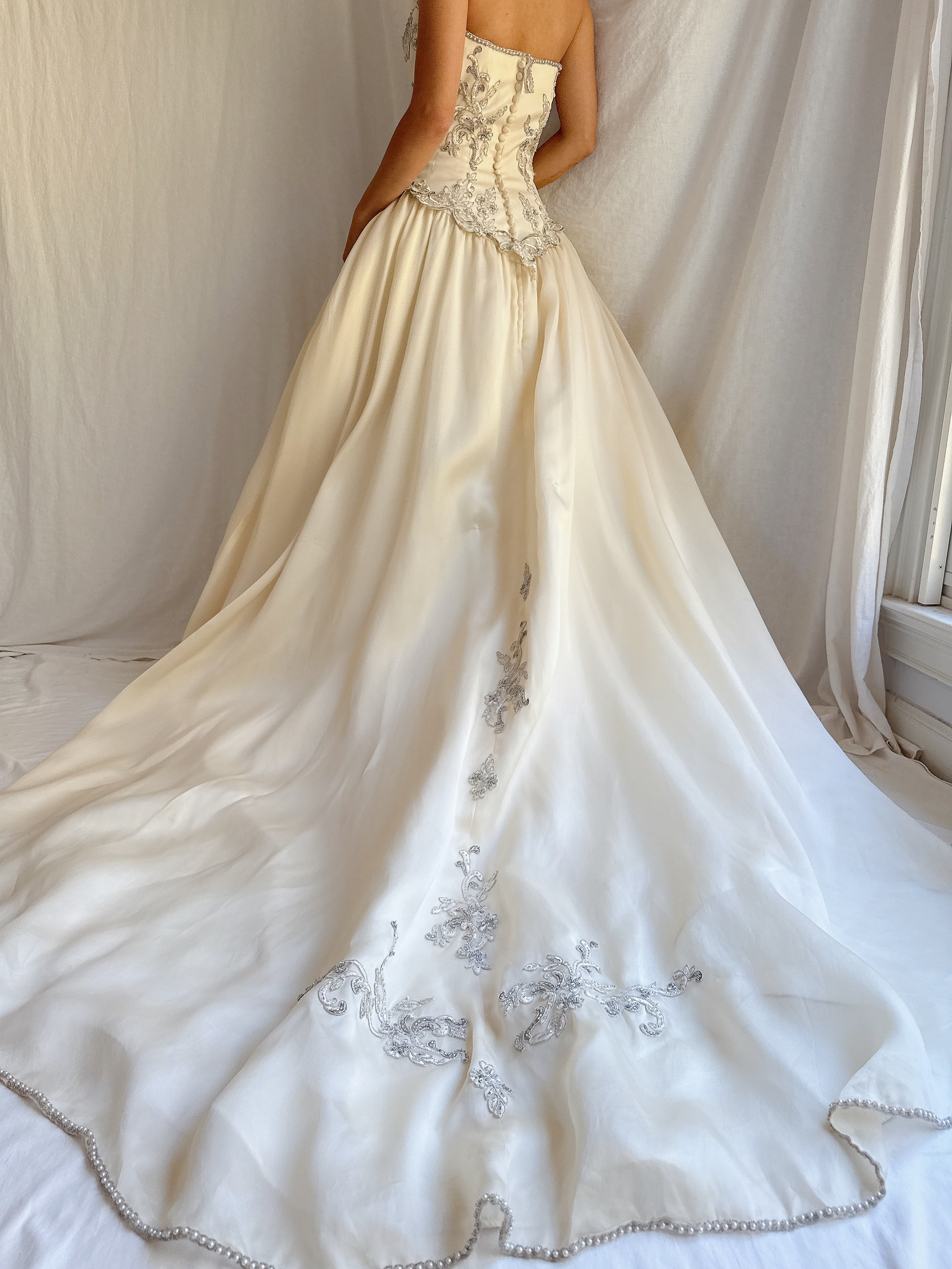 Vintage Silk Organza Embroidered Gown - XS/2