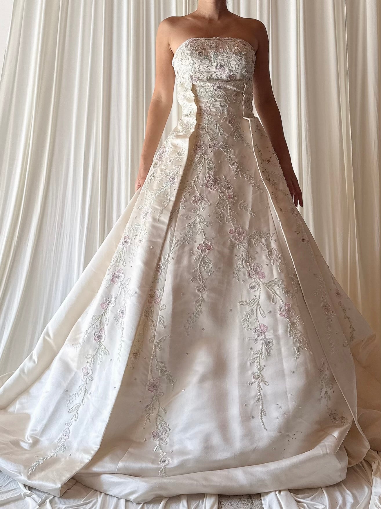 Vintage YSA Makino Silk Embroidered Gown - US 6