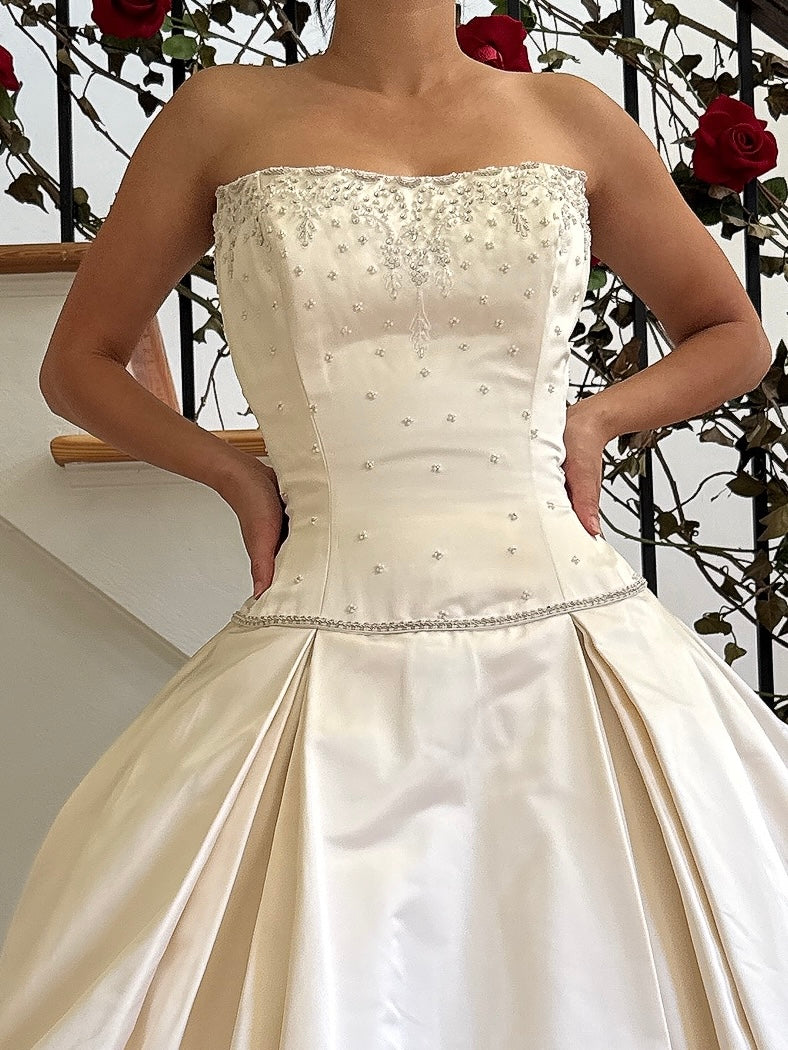 Vintage Eve of Milady Silk Gown - M