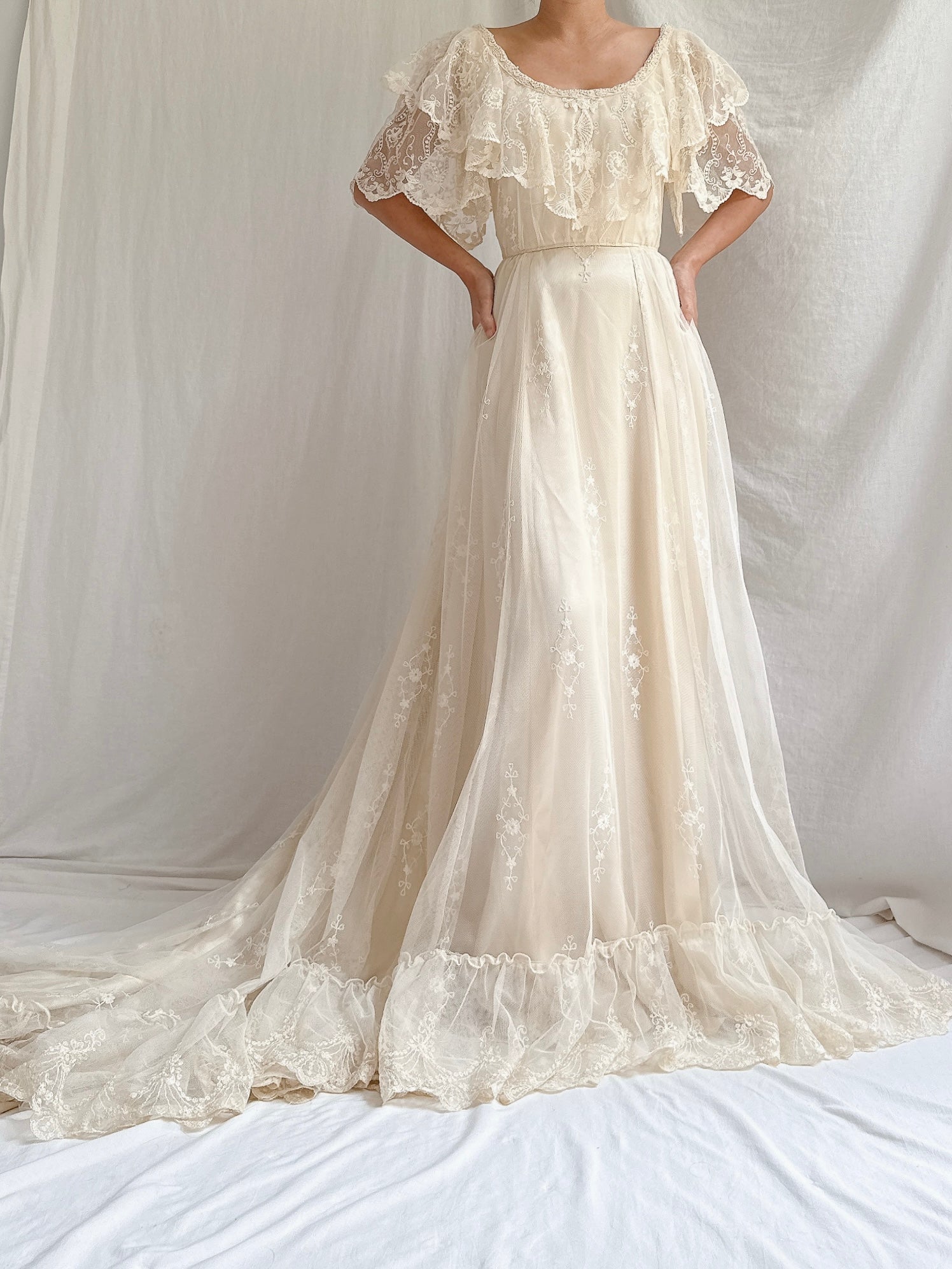 Vintage Embroidered Tulle Gown - XS
