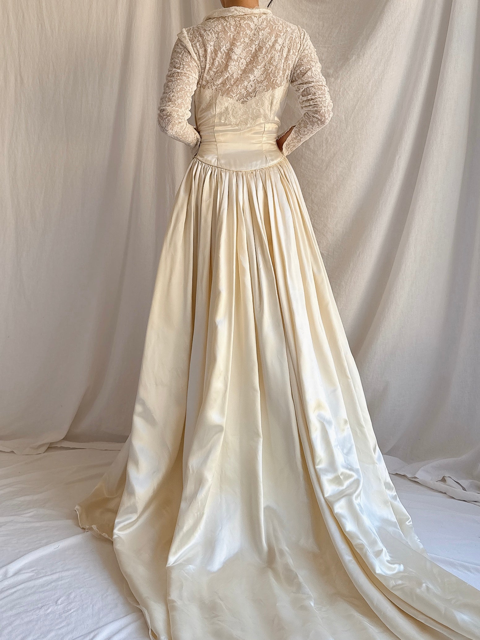 1940s Candlelight Satin Gown - XS/2