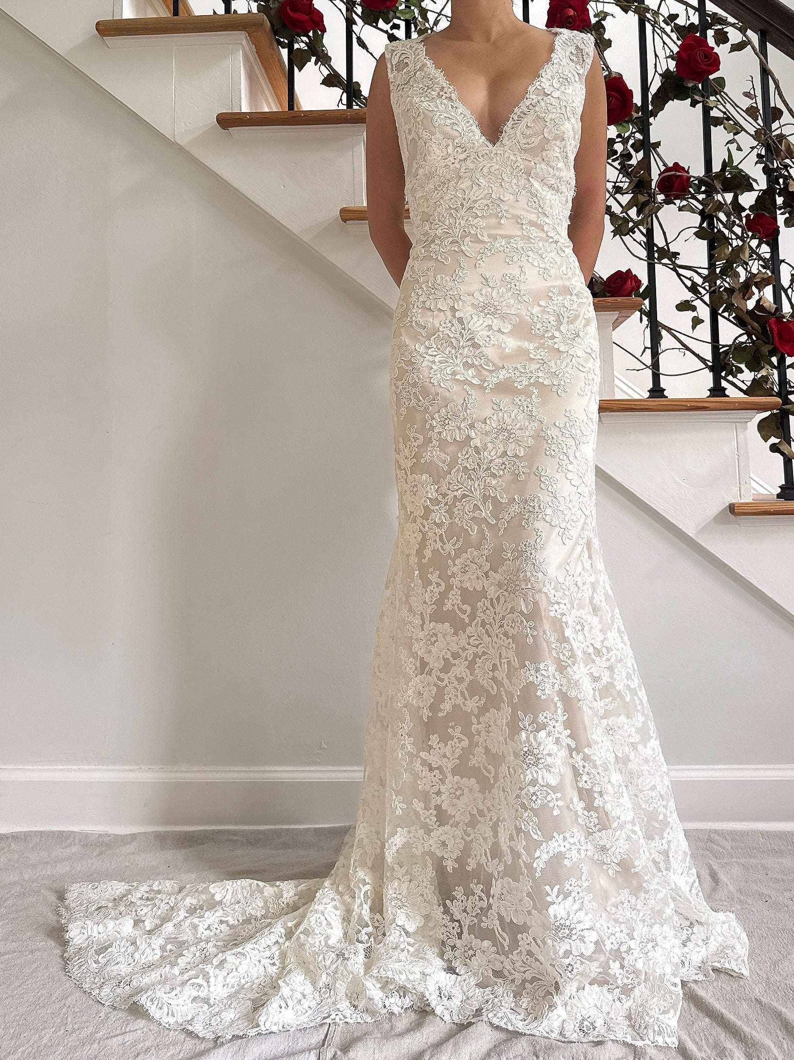 Vintage Corded Alecon Lace Gown - M/8