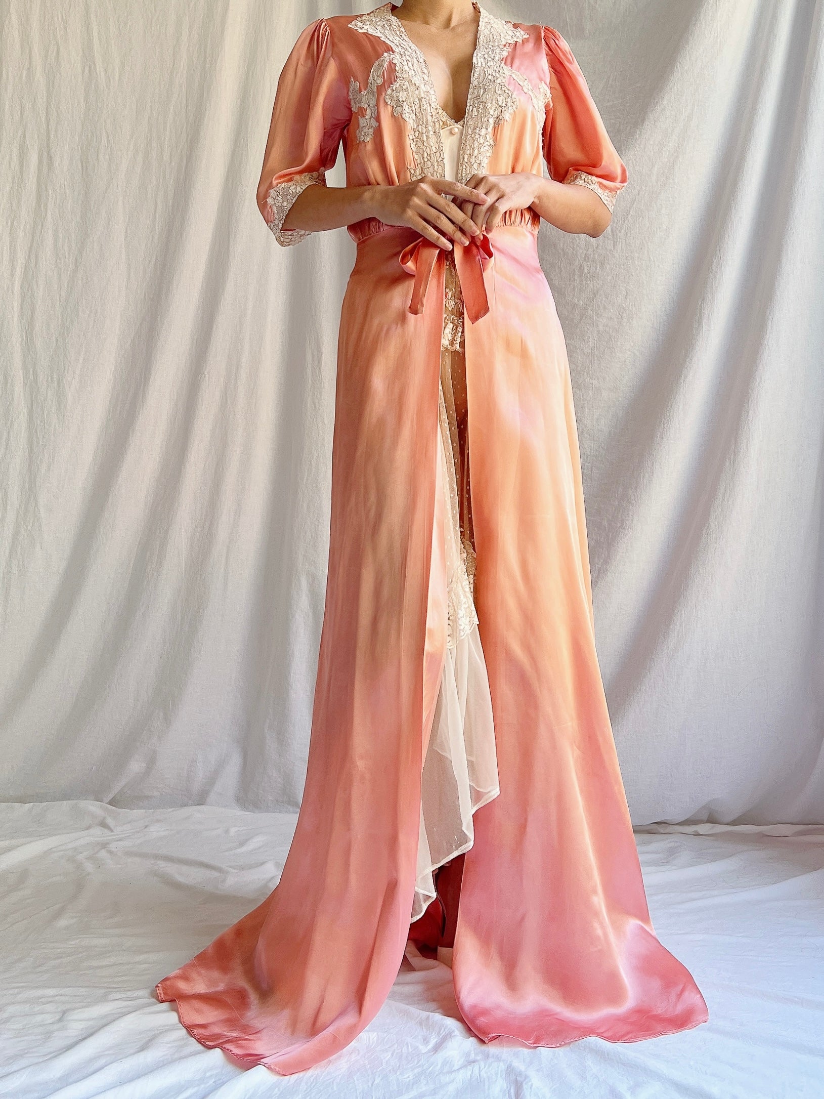 1930s Coral Peach Dressing Gown - M