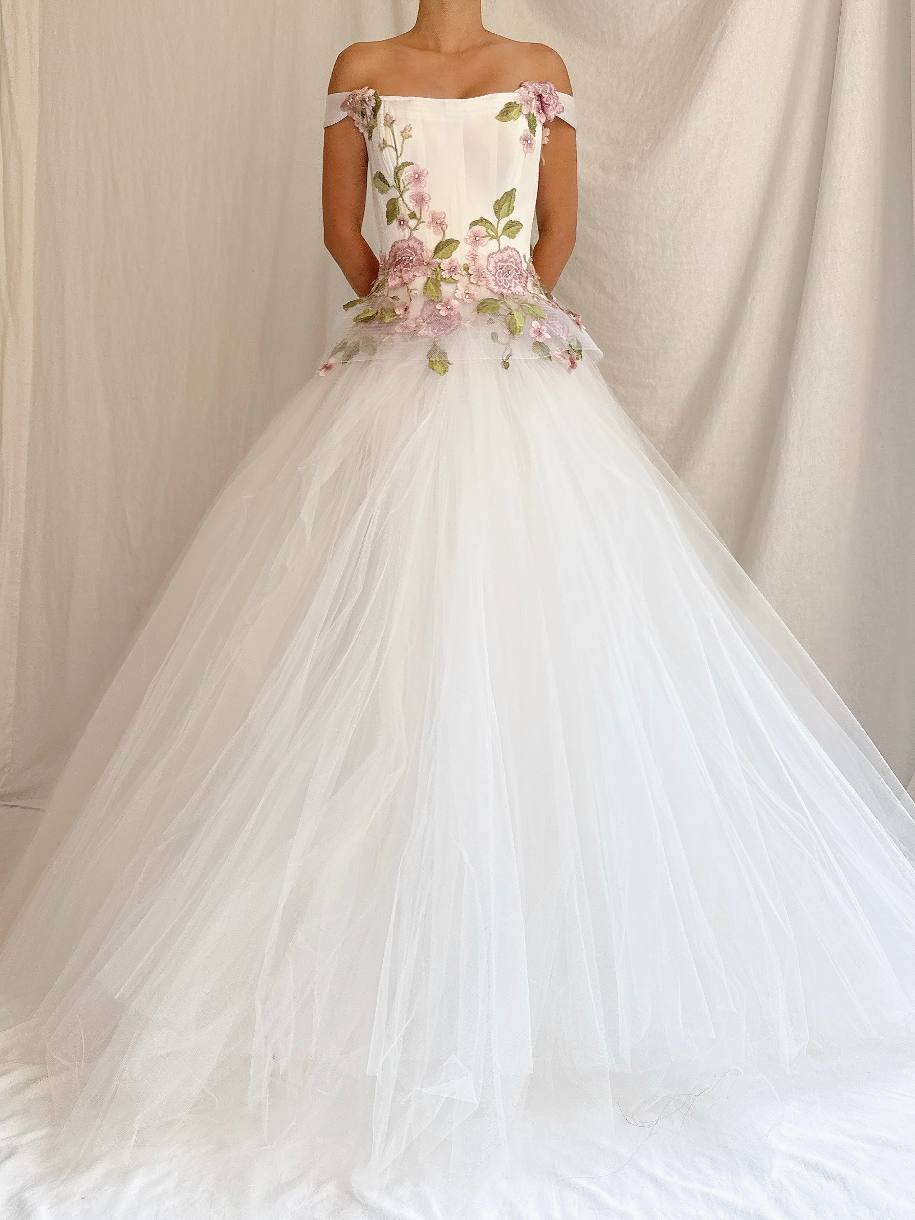 00 Juan Carlos Pinera Tulle Bustier Gown - XXS/00