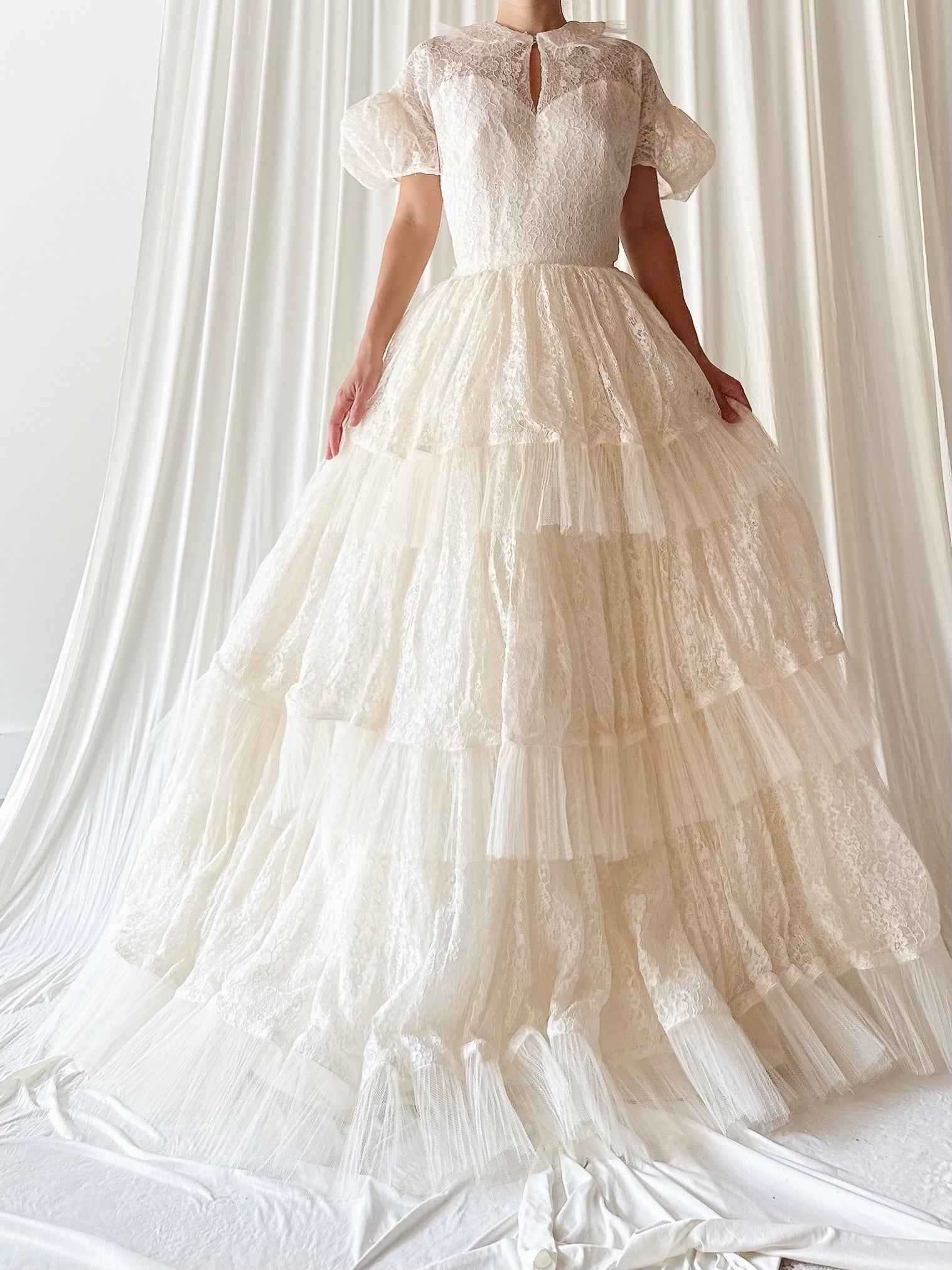 1950s Lace and Tulle Gown - S