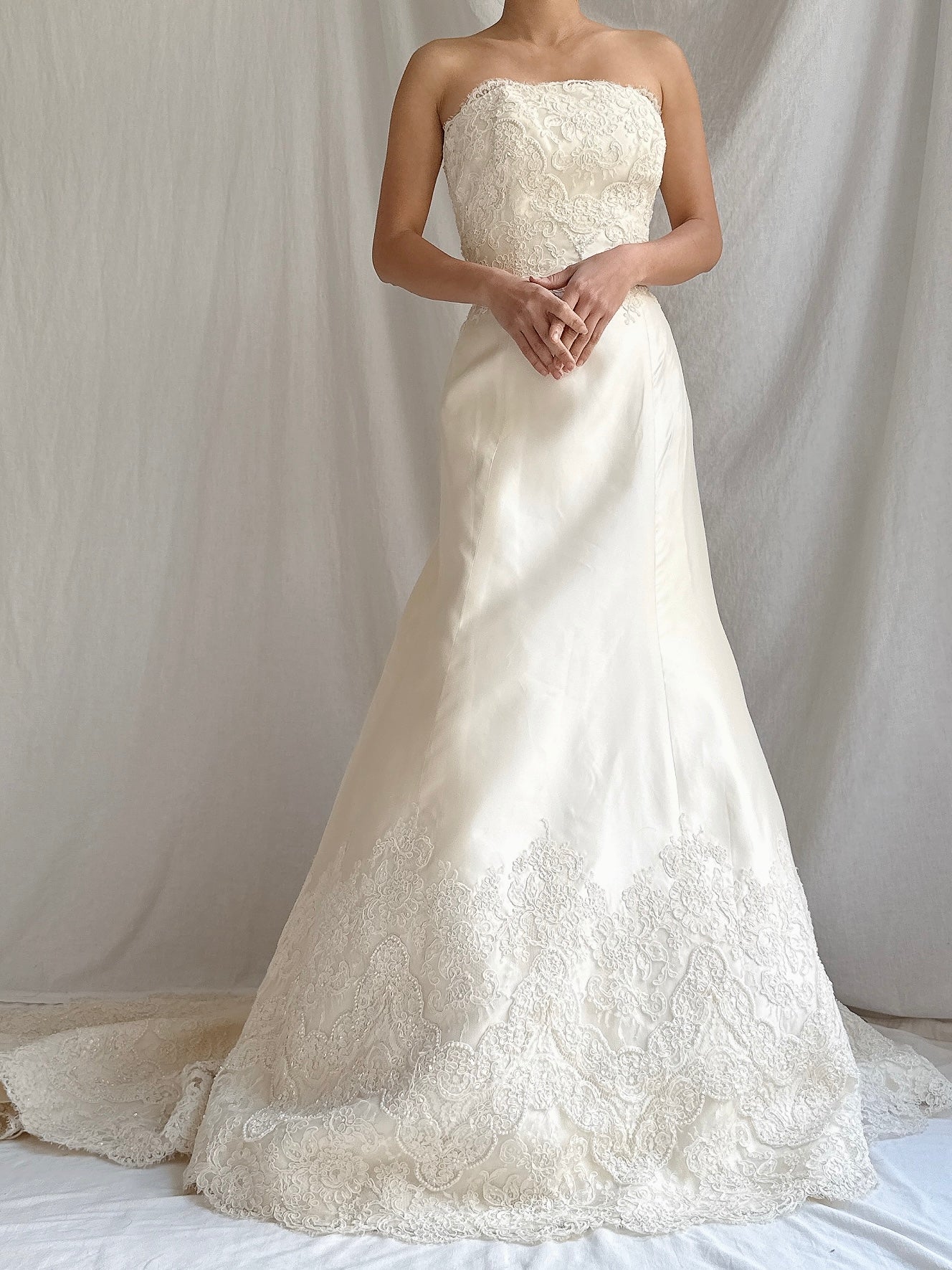 Vintage Christos NY Silk and Lace - S 4/6