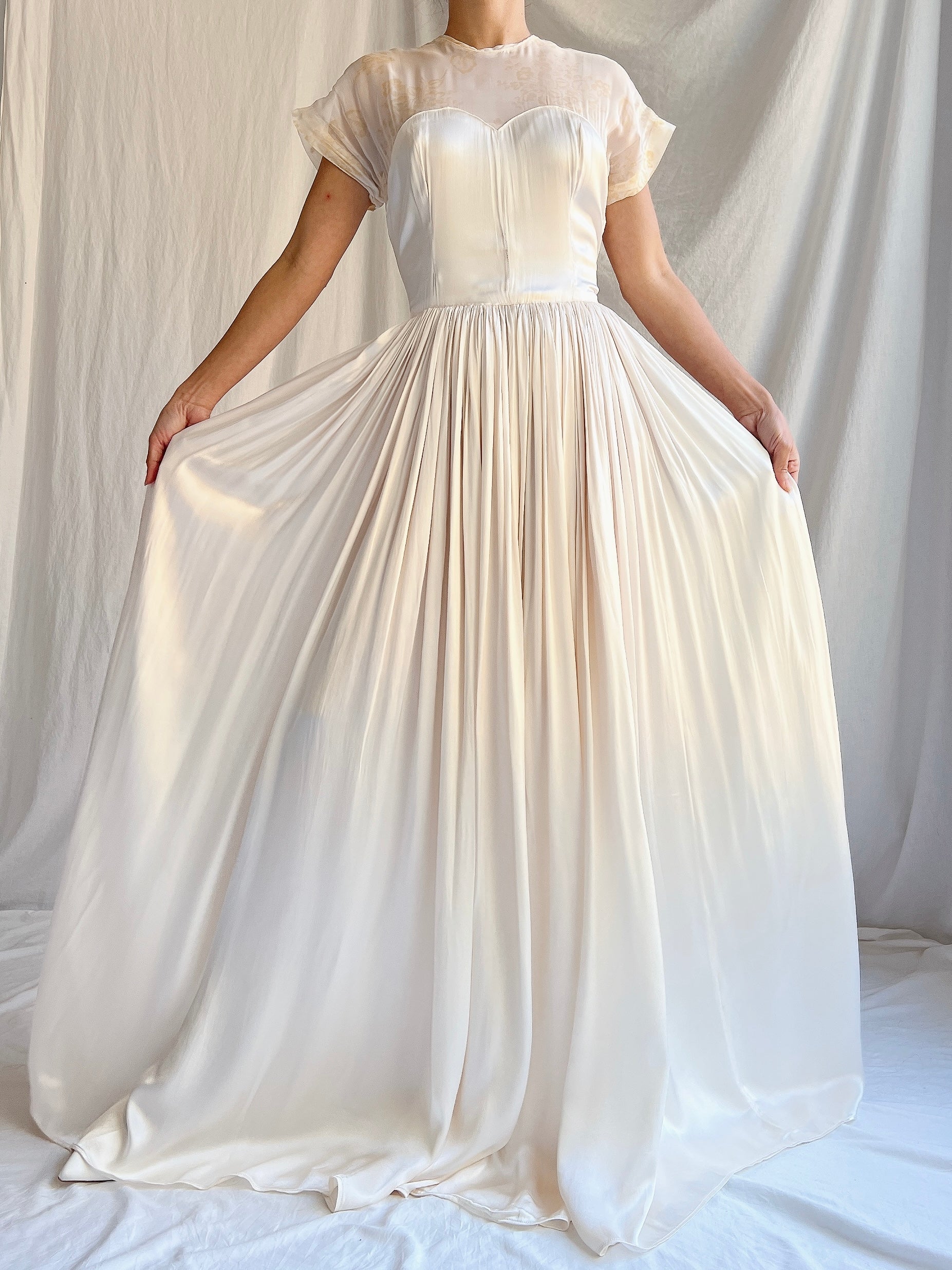 1940s Ivory Satin Dress - XS