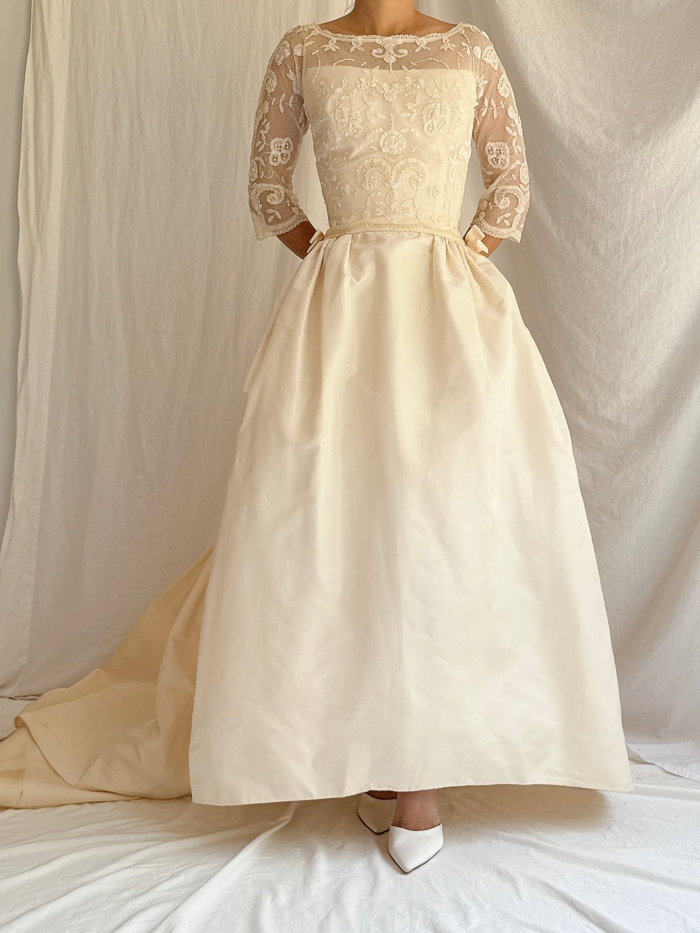 1950s Silk Taffeta Duchesse Lace Dress - XXS/00