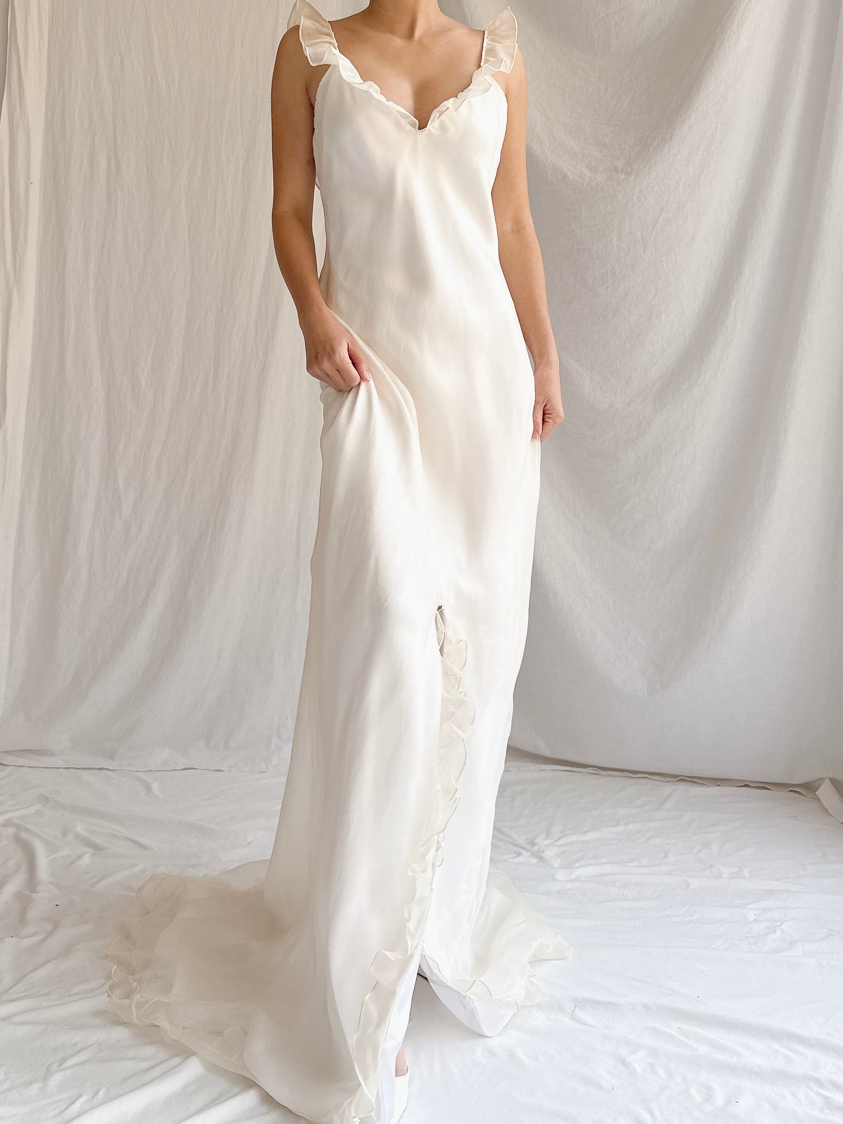 1990s Amy Michelson Silk Organza Gown with Veil - S/M