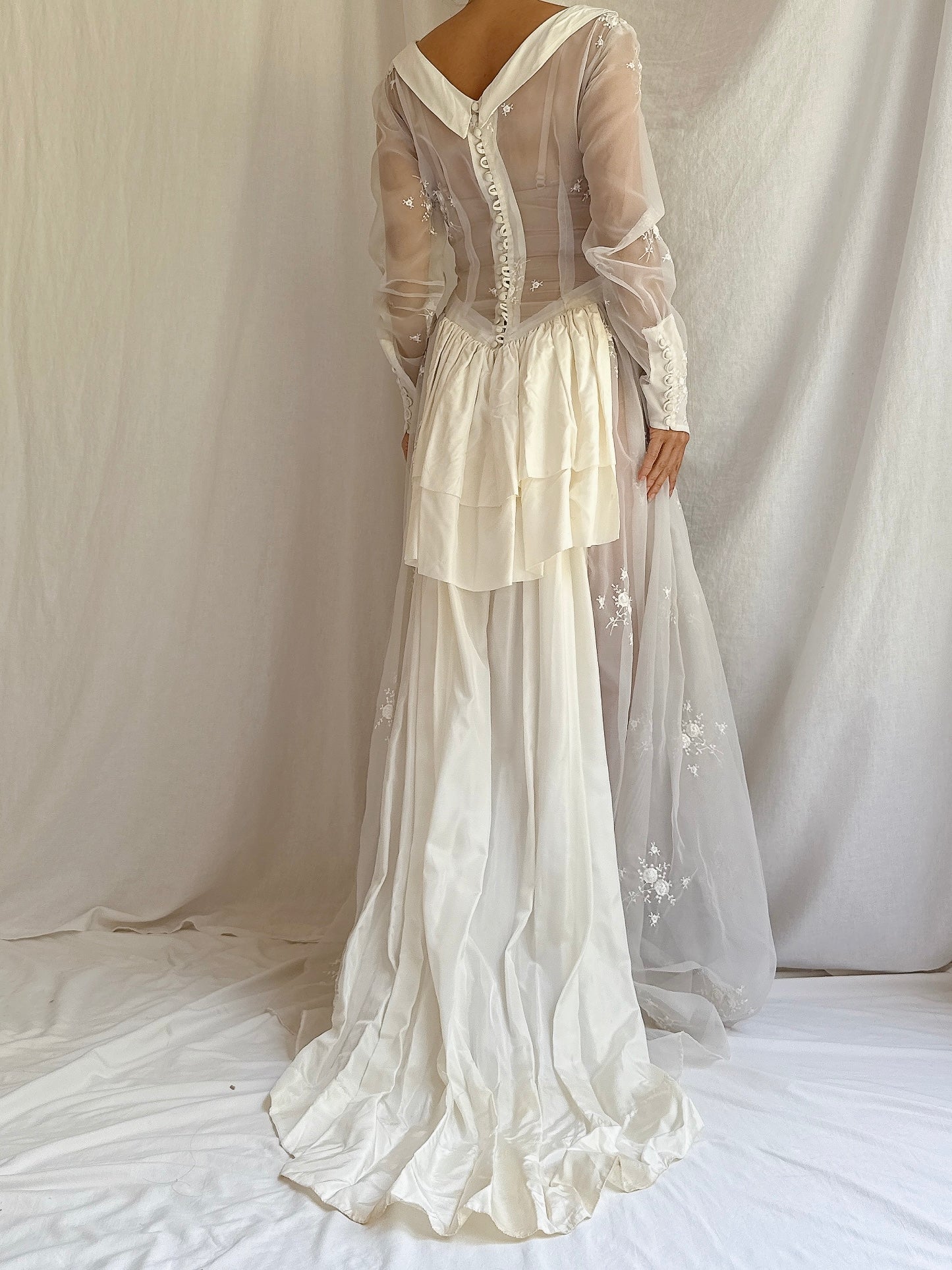 1940s Sheer Nylon Embroidered Dress - S/M