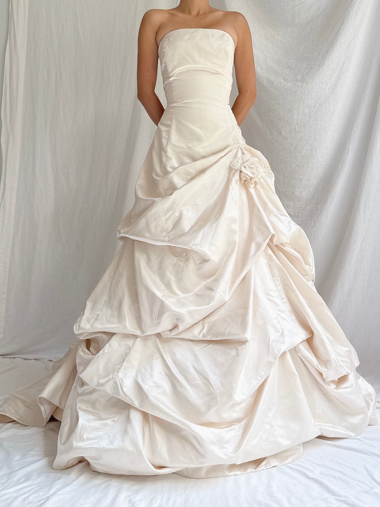 Vintage Alvina Valenta Couture Silk Draped Gown - L/10