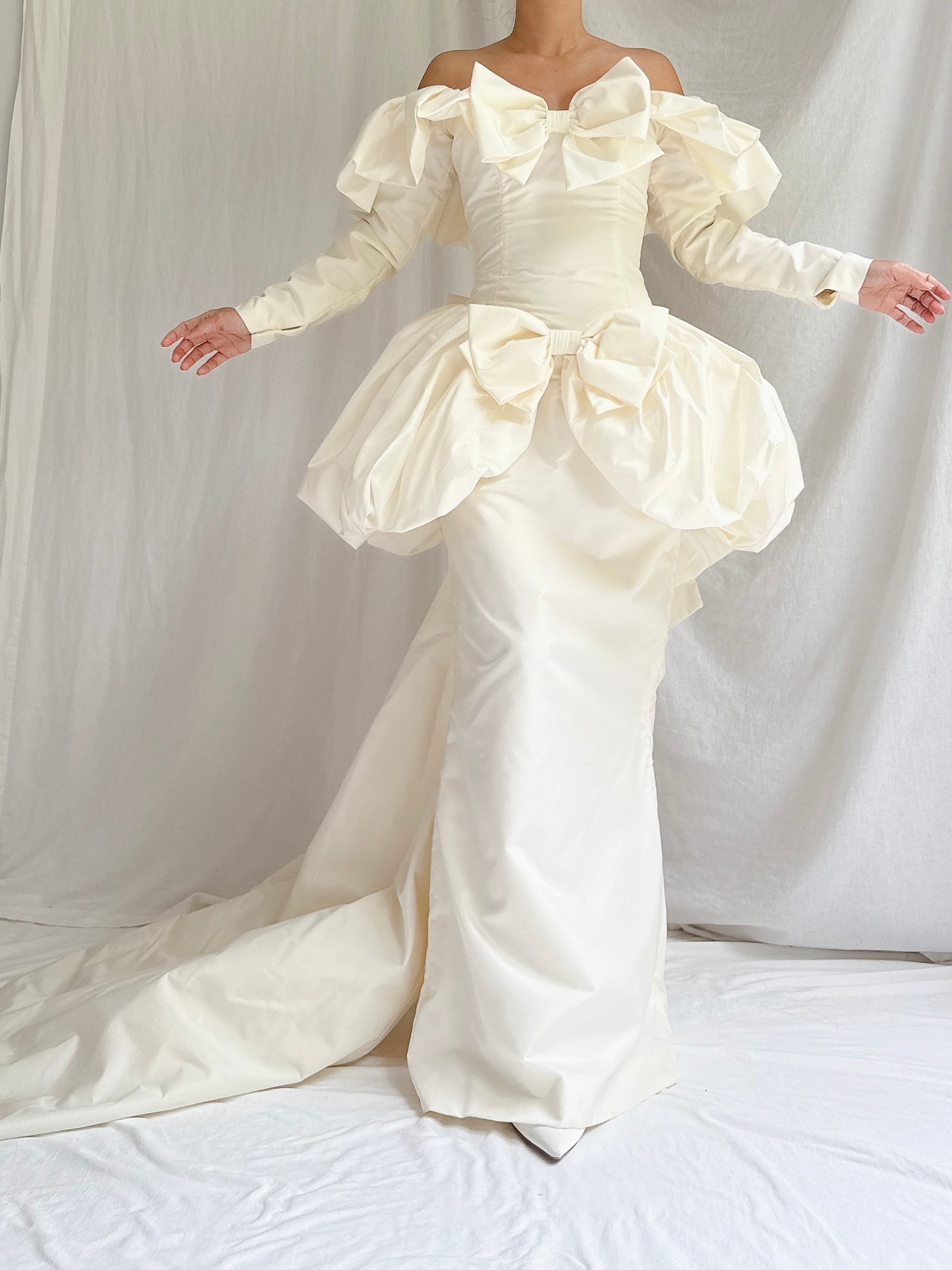 1980s Taffeta Peplum Bow Gown - XS