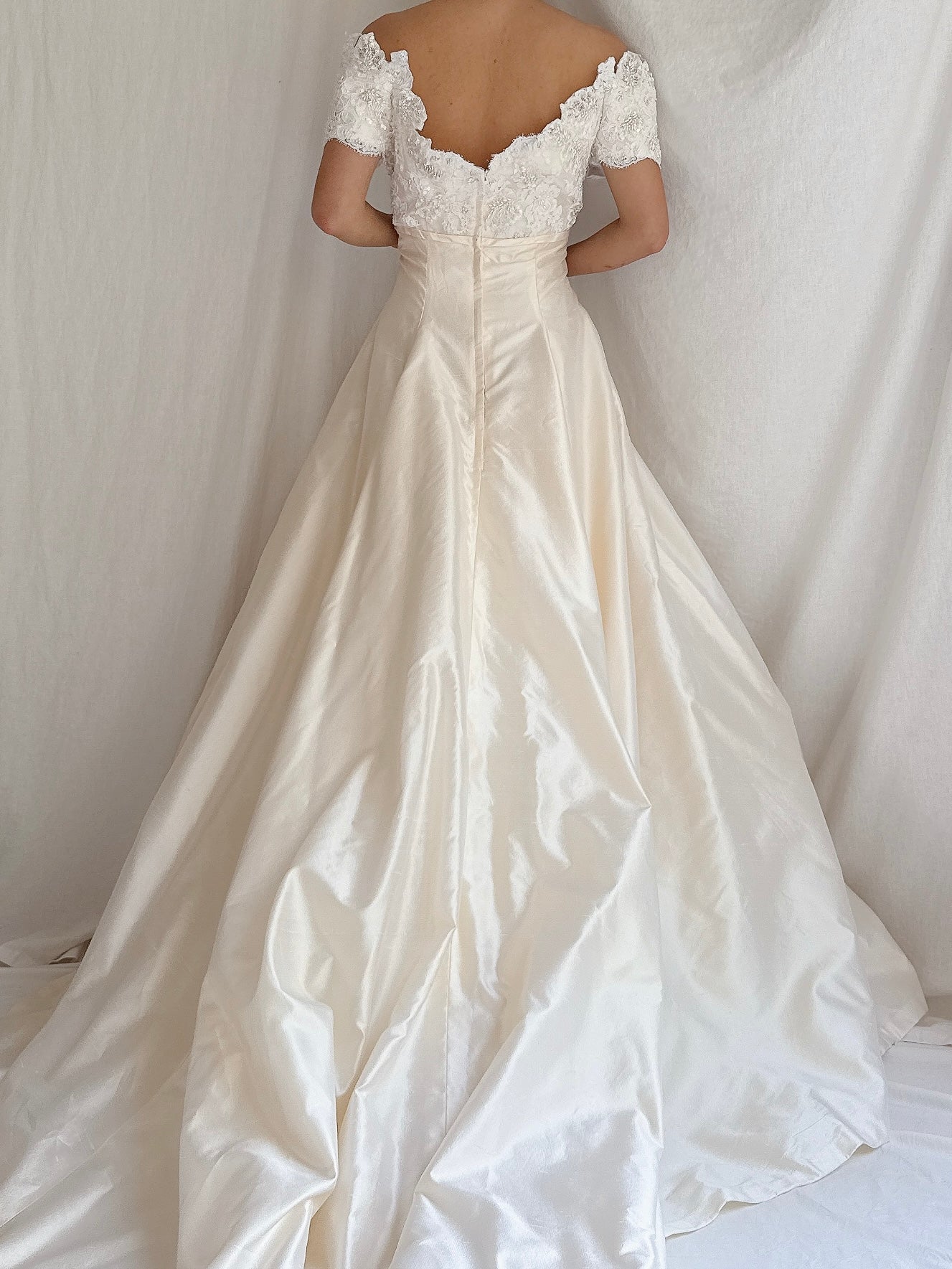 Vintage Marisa Silk and Lace Gown - S
