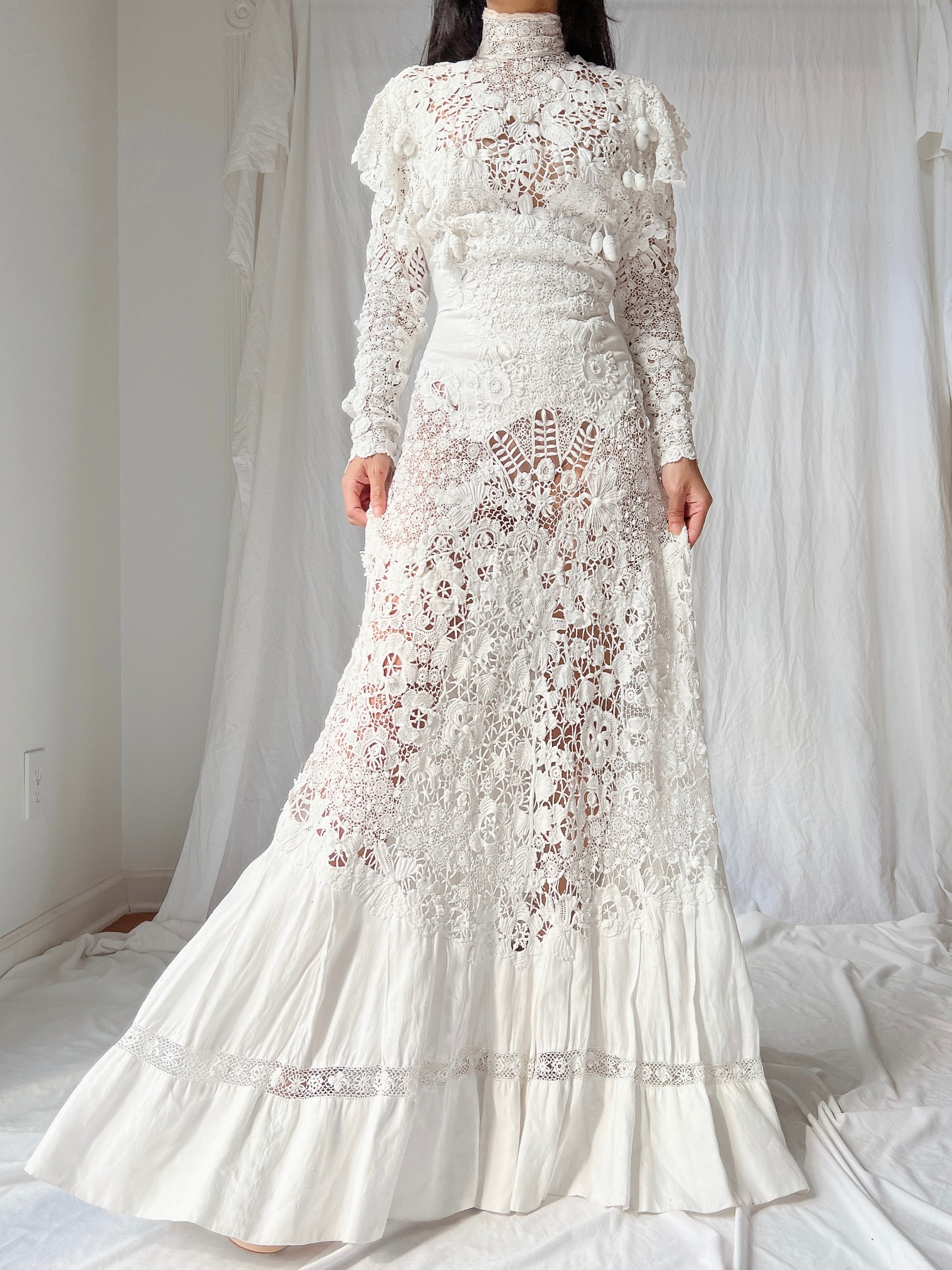 Victorian Linen and Irish Crochet Lace Gown - S | G O S S A M E R Victorian Linen and Irish Crochet Lace Gown - S | G O S S A M E R