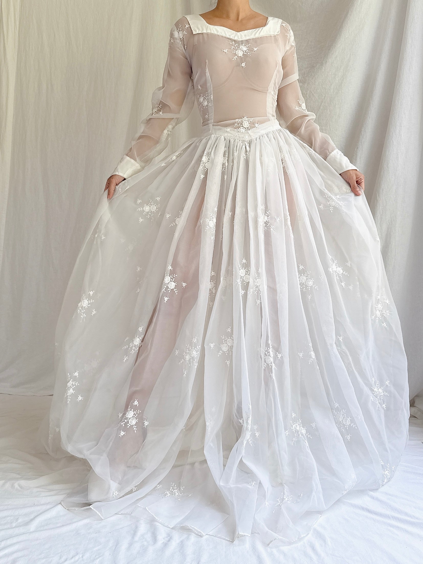 1940s Sheer Nylon Embroidered Dress - S/M