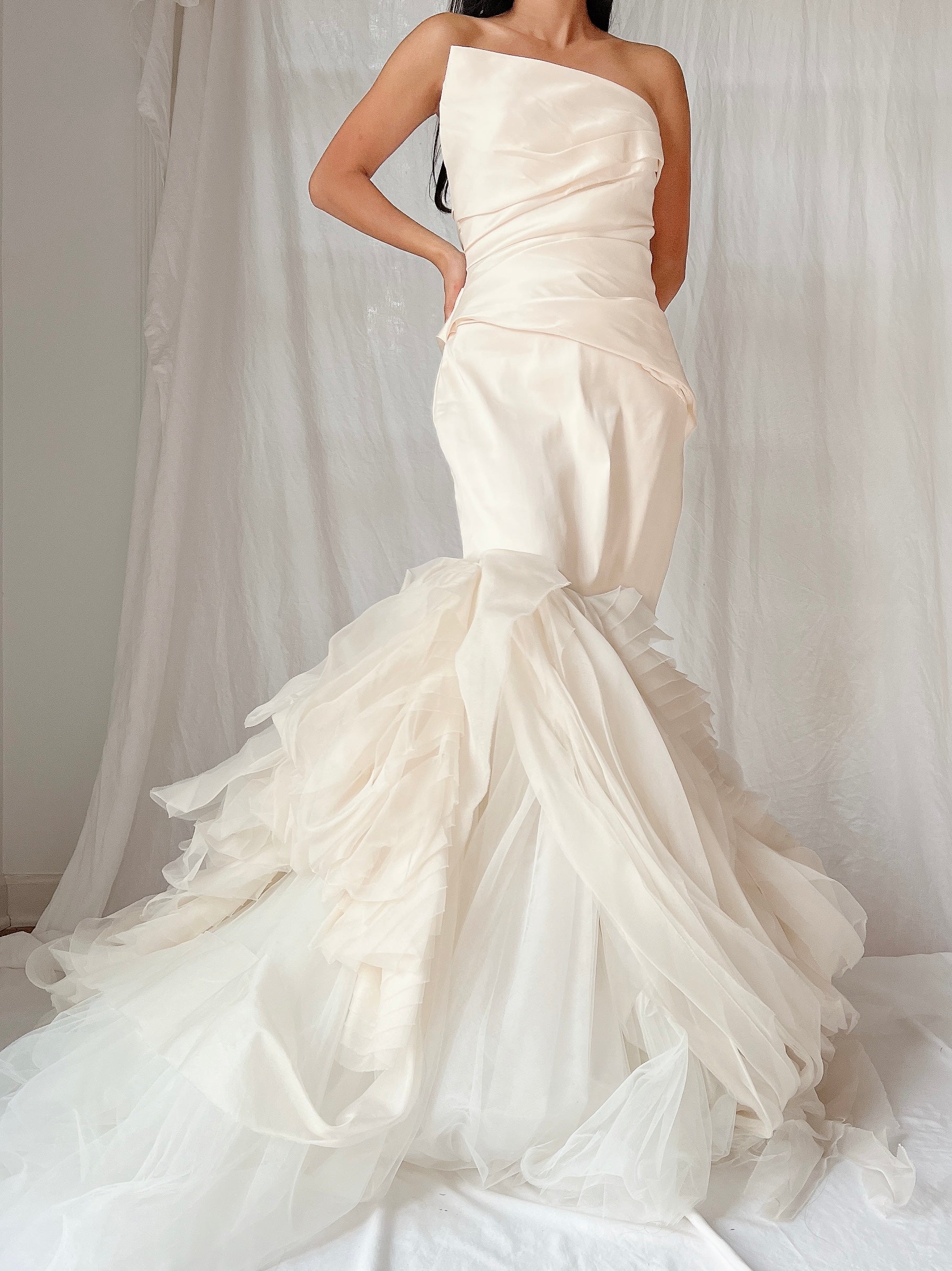 Vintage Vera Wang Dress with Asymmetrical Bodice - M | G O S S A M E R Vintage Vera Wang Dress with Asymmetrical Bodice - M | G O S S A M E R