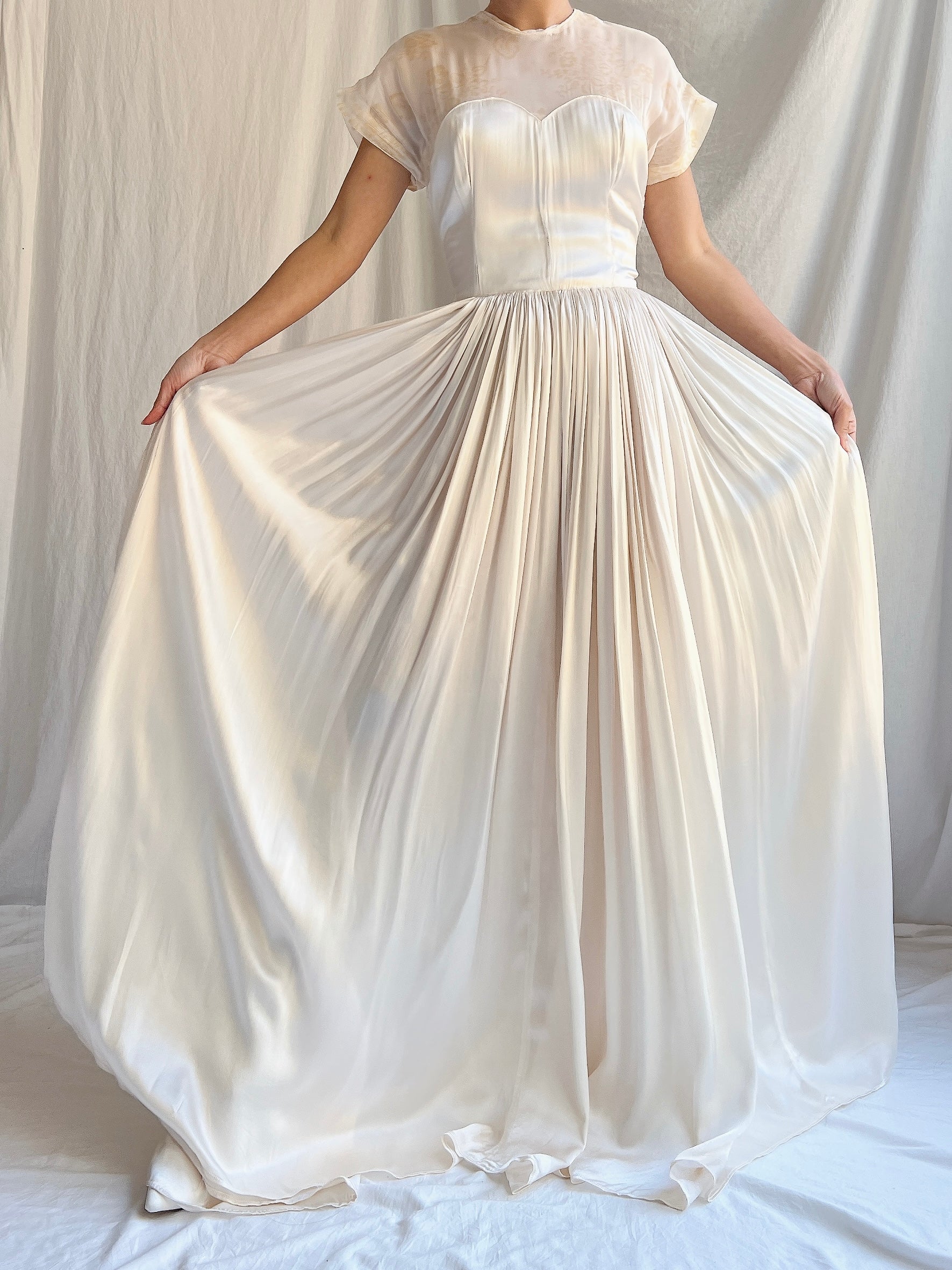 1940s Ivory Satin Dress - XS