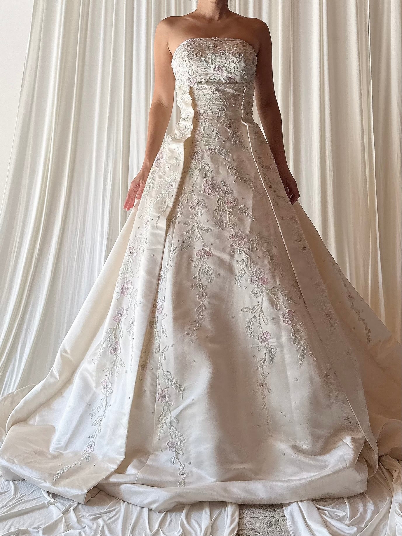 Vintage YSA Makino Silk Embroidered Gown - US 6