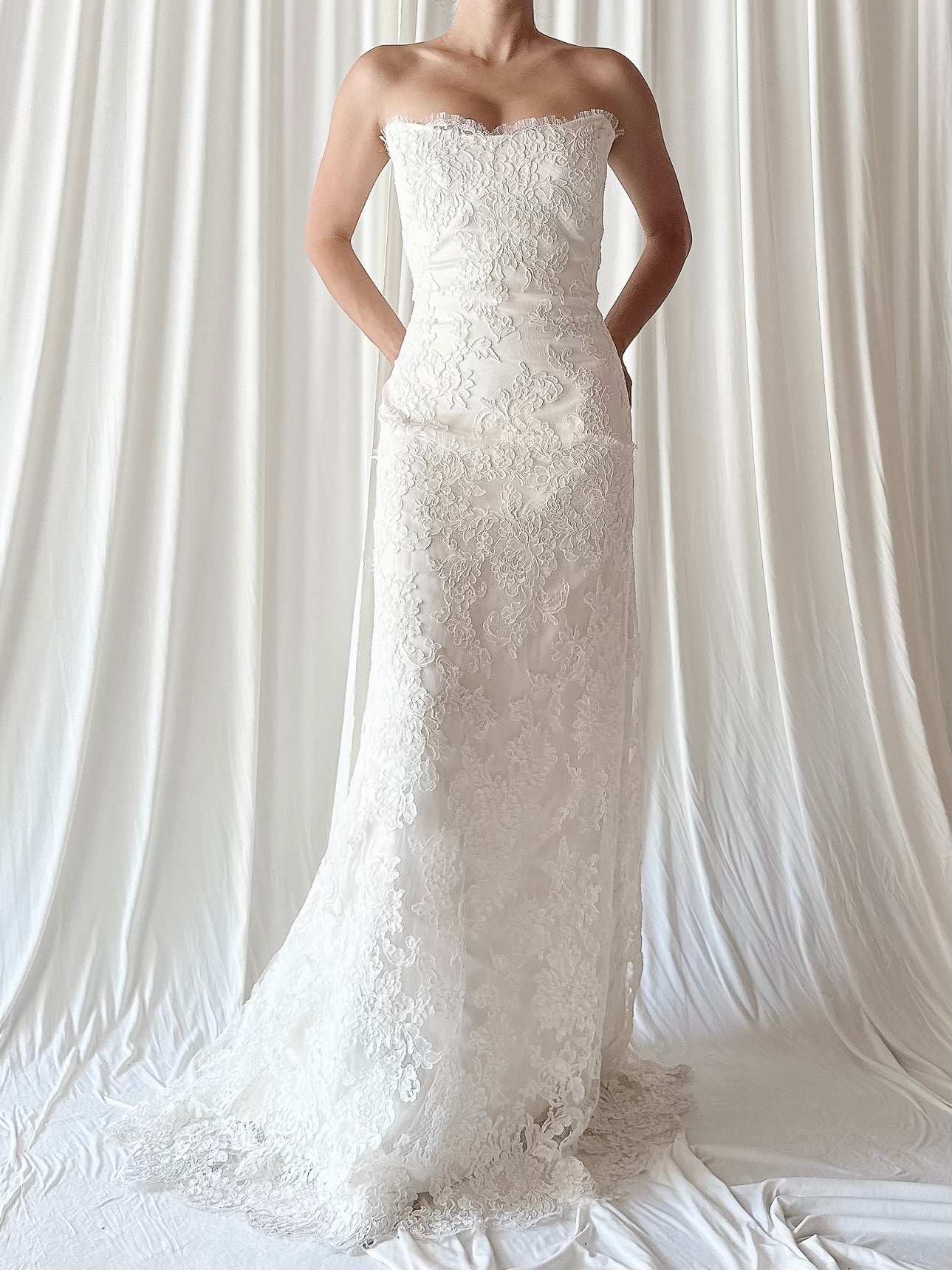Vintage Jim Hjelm Alecon Lace Strapless Gown - L/14