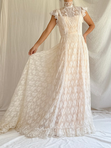 Vintage Lace High-Neck Gown - XS
