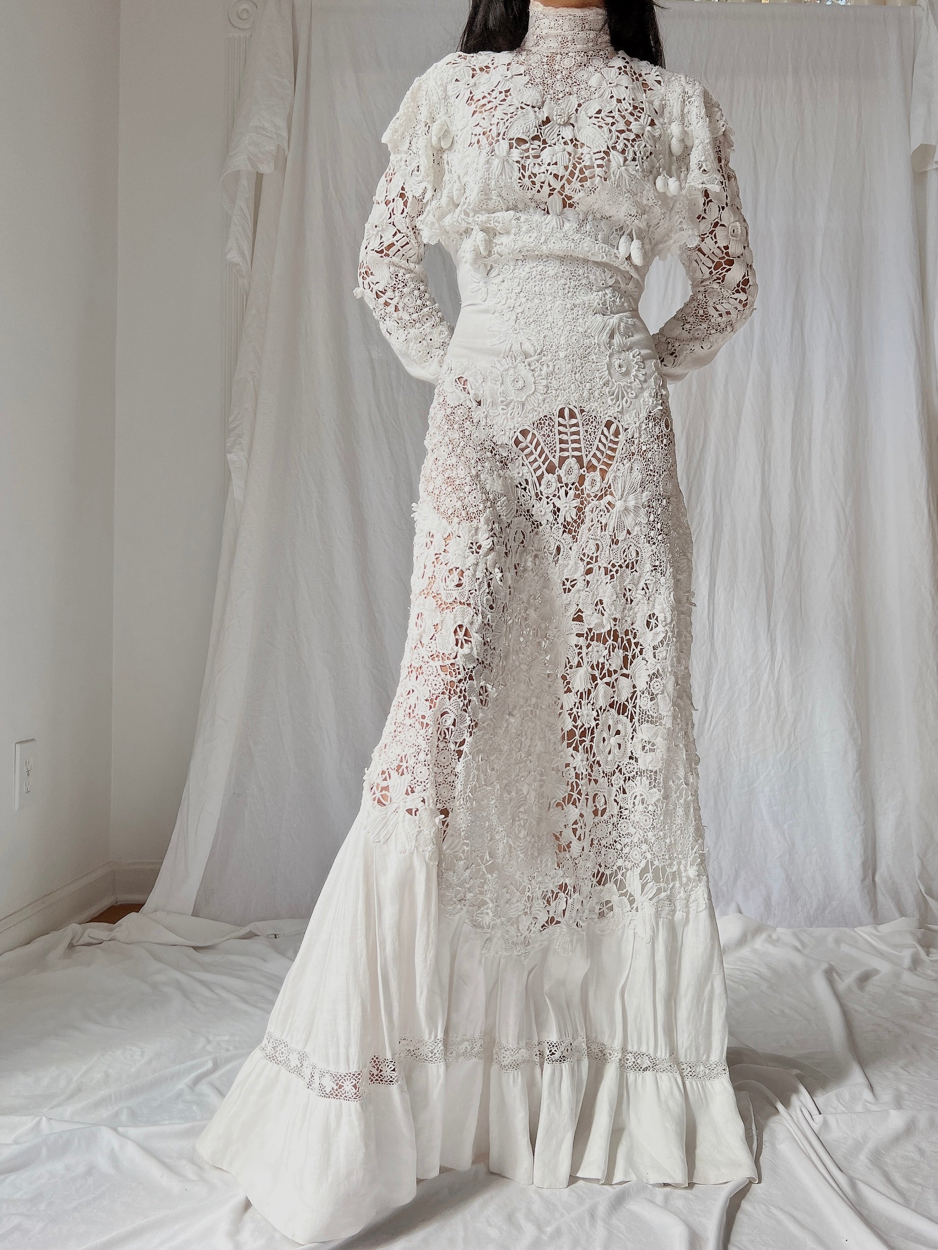 Victorian Linen and Irish Crochet Lace Gown - S