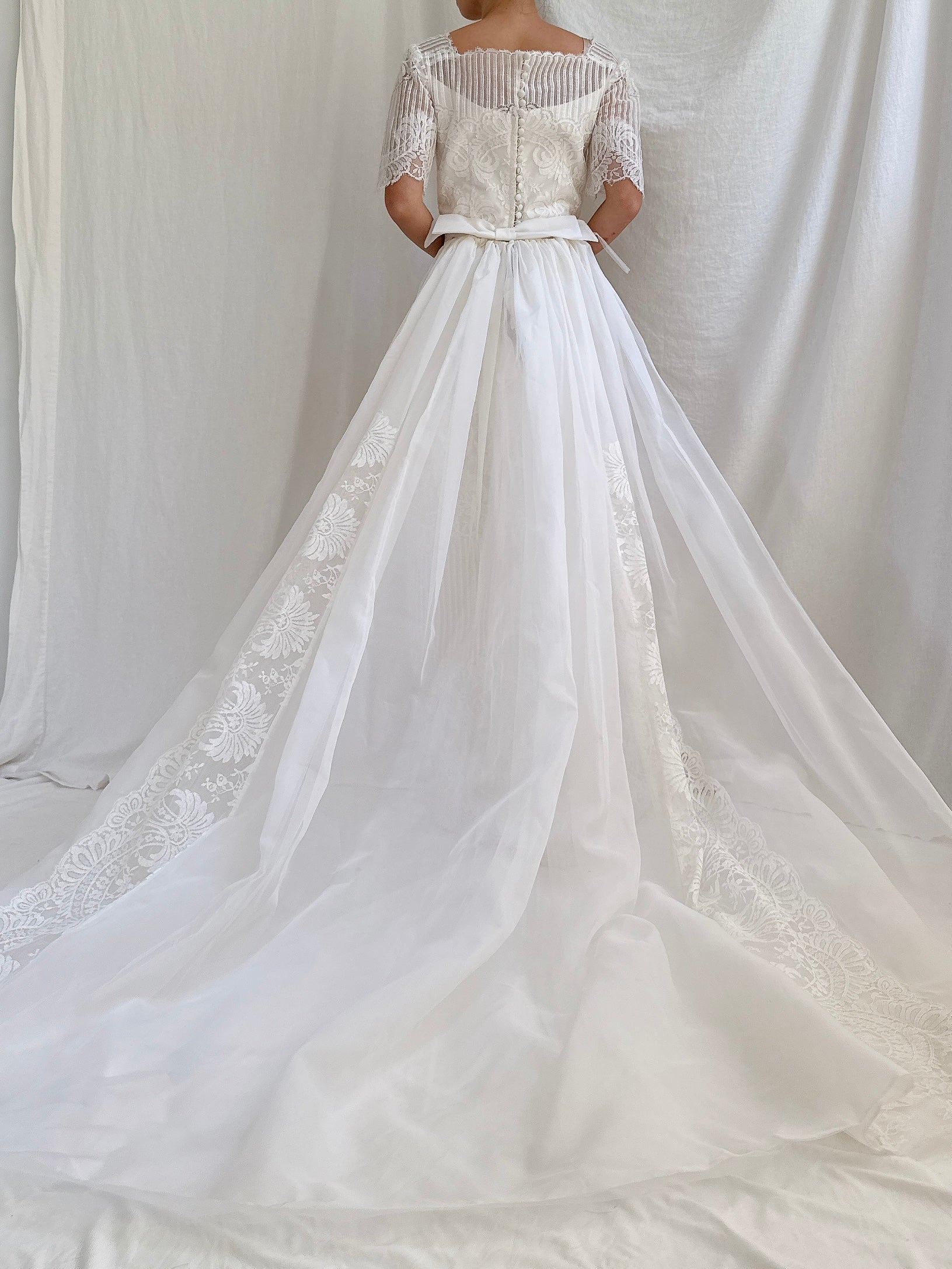 1960s 2-Piece Lace Gown - XS