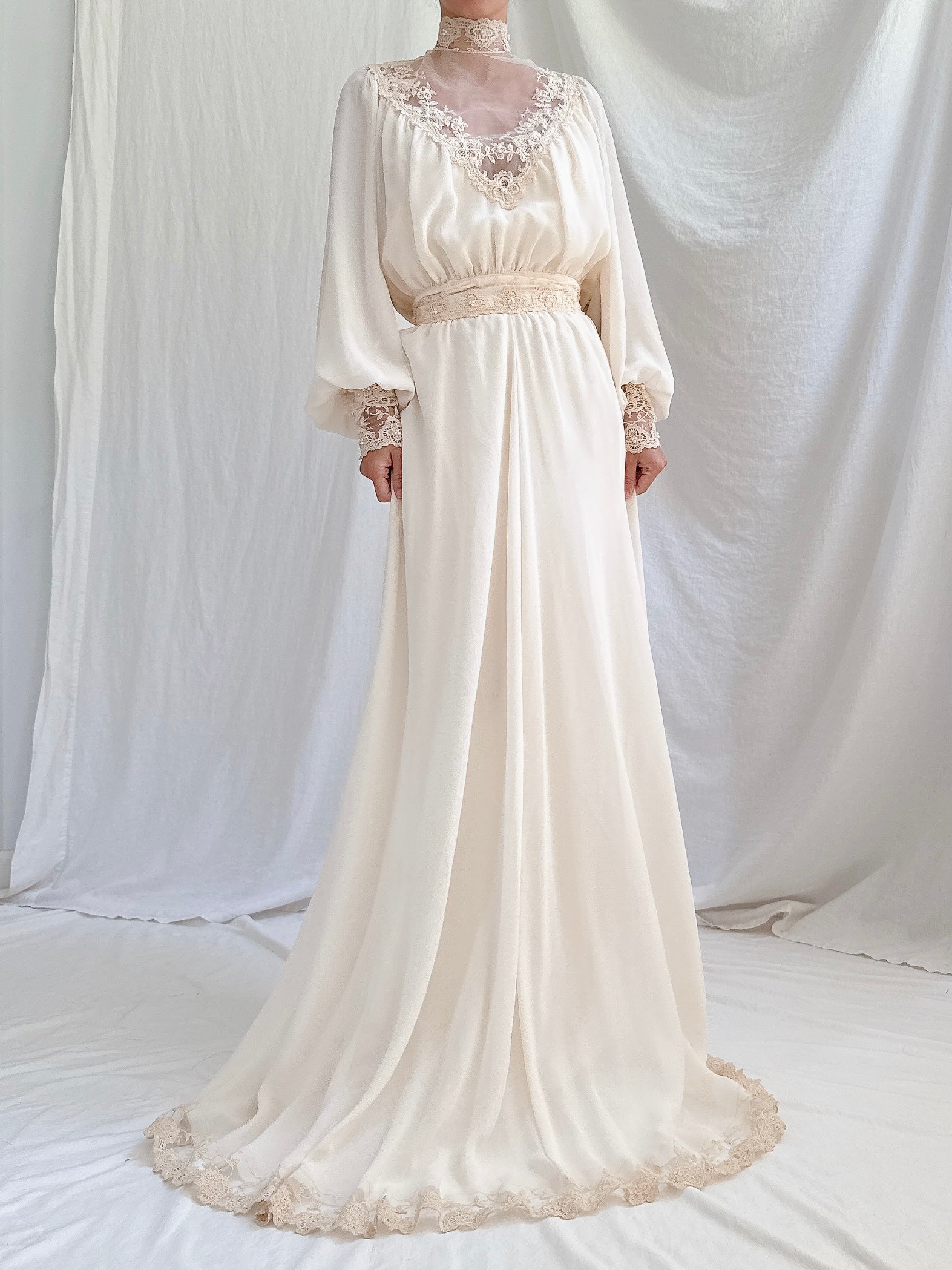 Vintage High-Neck Poet Sleeve Gown - S