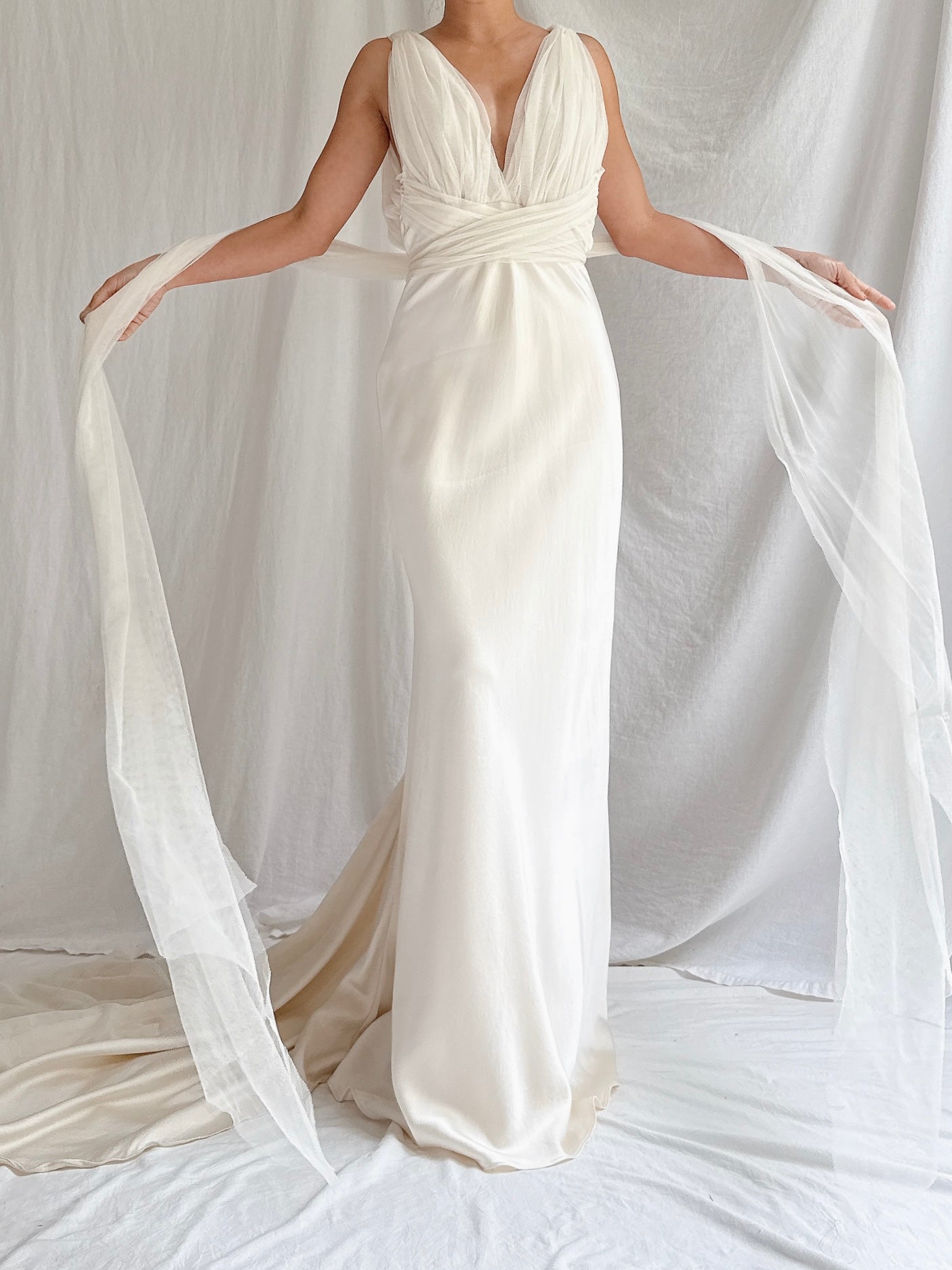 Vintage Vera Wang Silk Gown - M/8/10