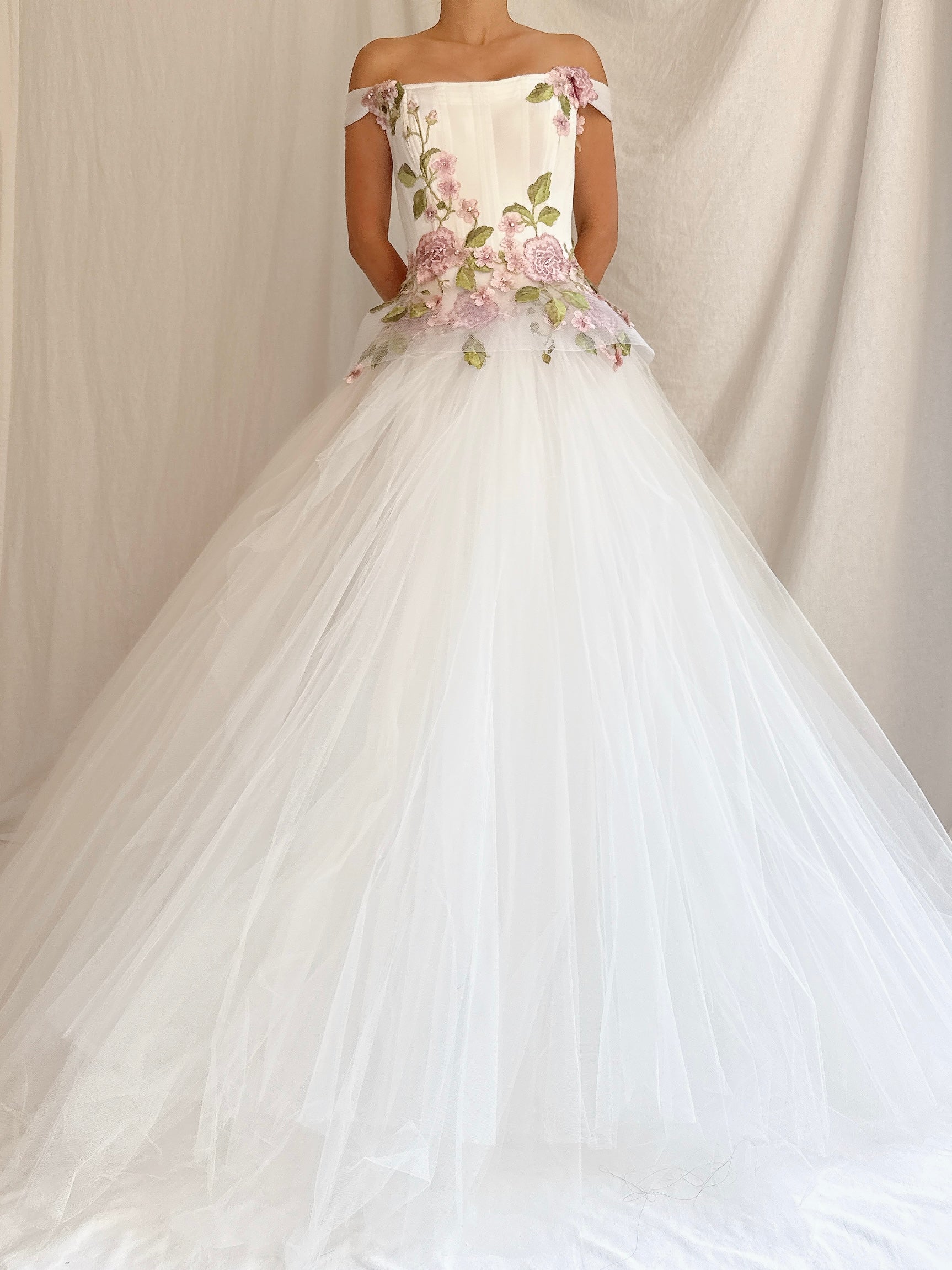 00 Juan Carlos Pinera Tulle Bustier Gown - XXS/00