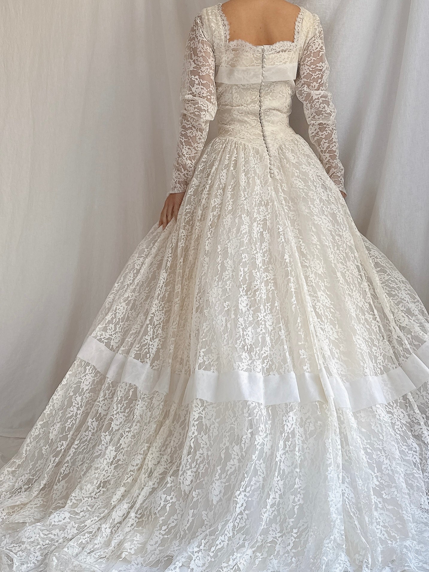 1950s Lace Long Sleeve Gown - S