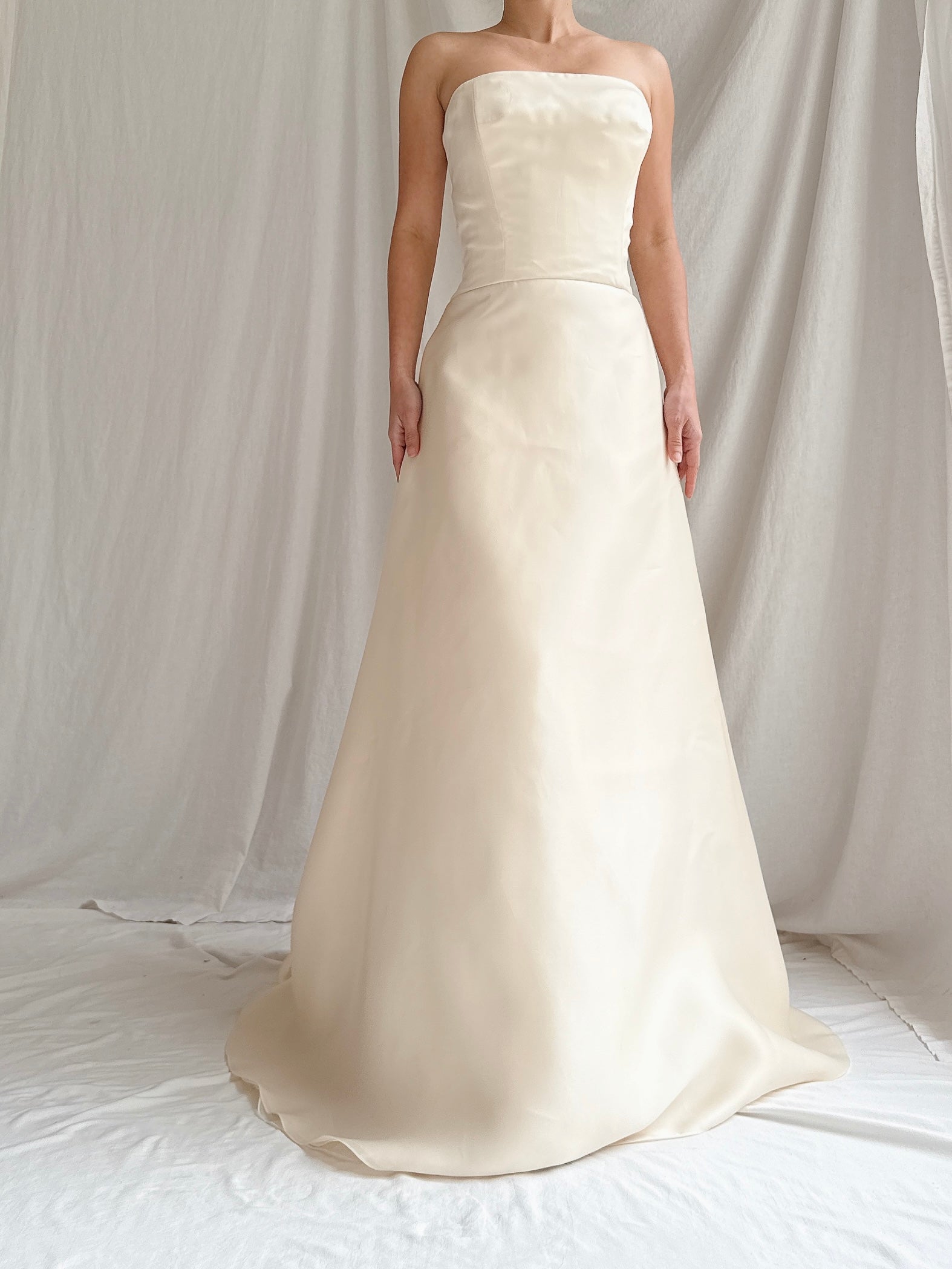 Vintage Vera Wang Silk Organza Gown - XS