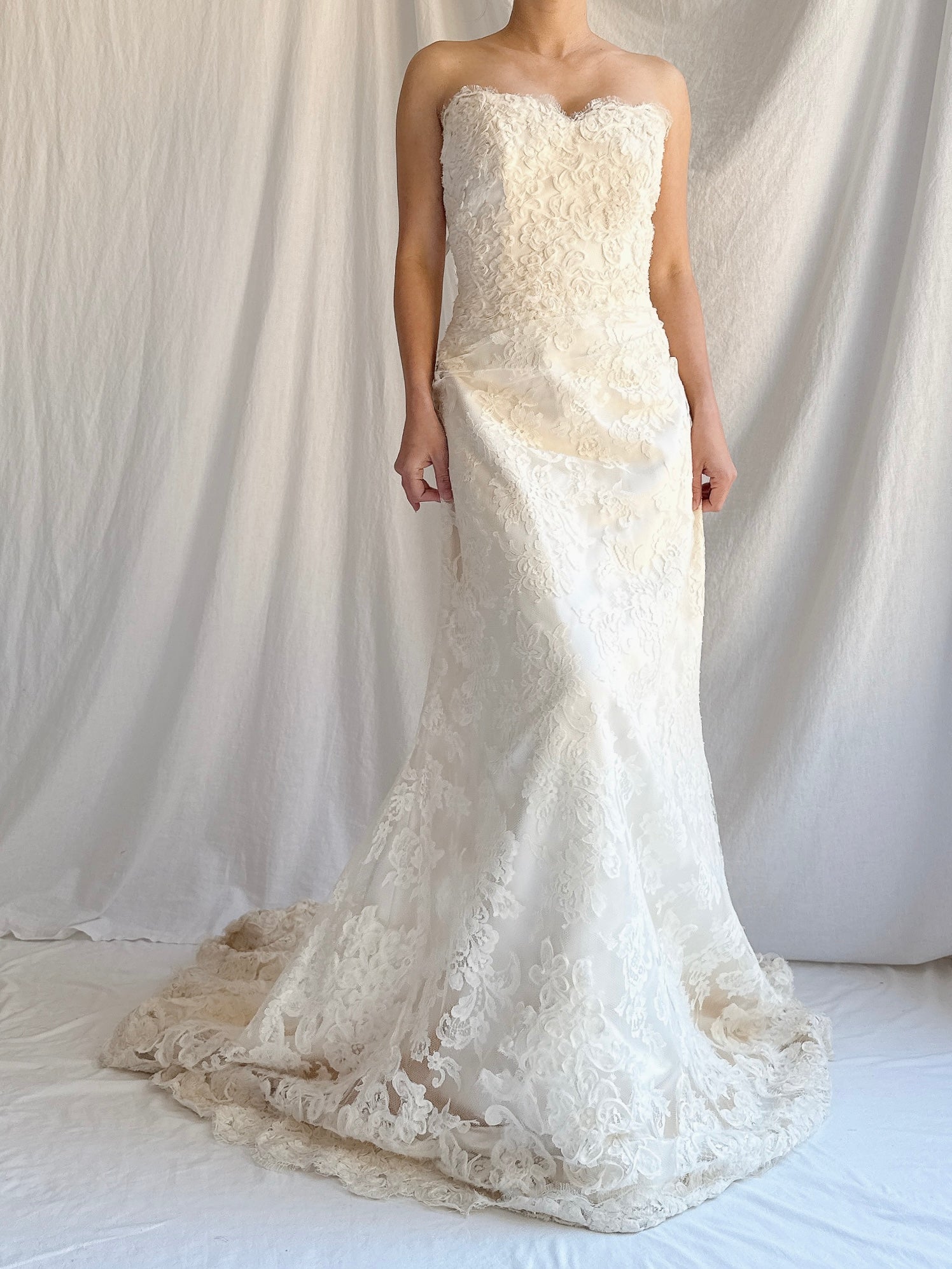 Vintage Modern Trousseau Silk Lace Gown - M/10