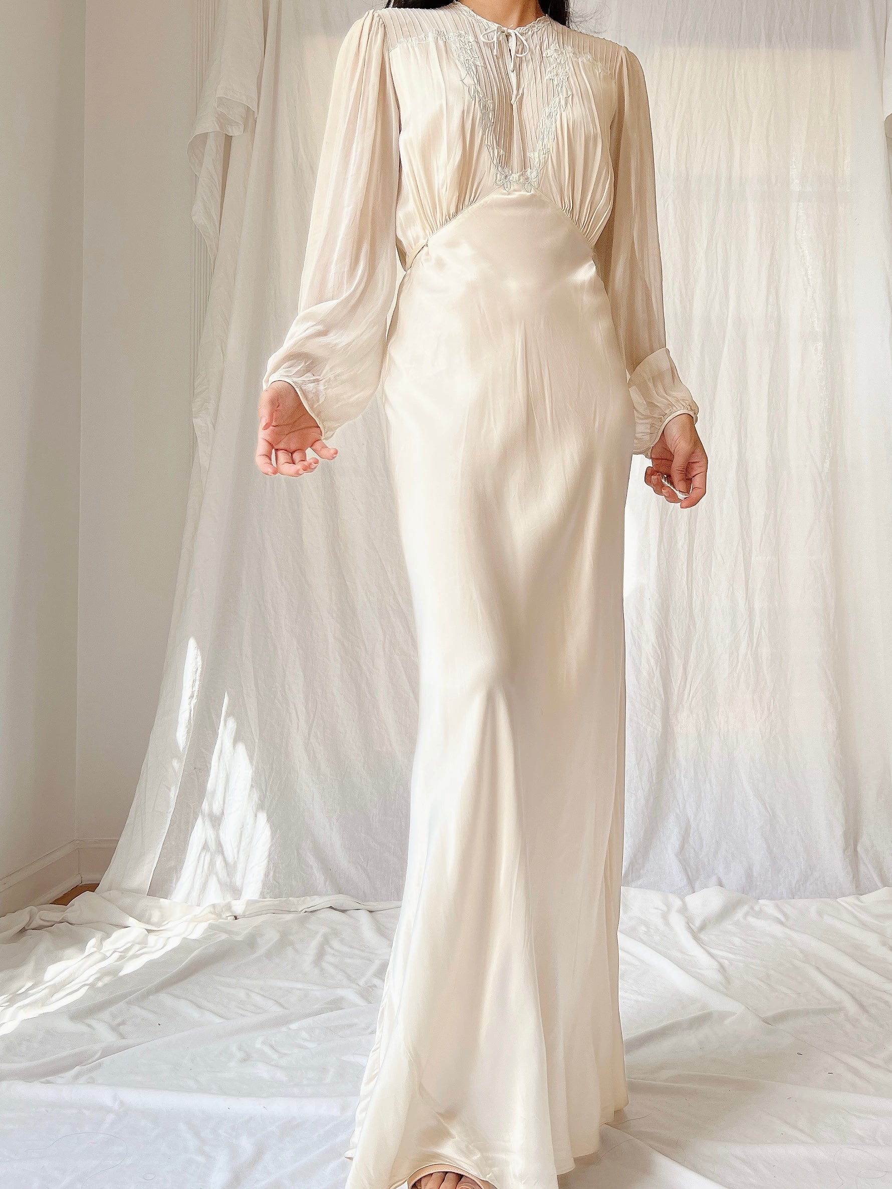 1930s Silk Satin Gown - S