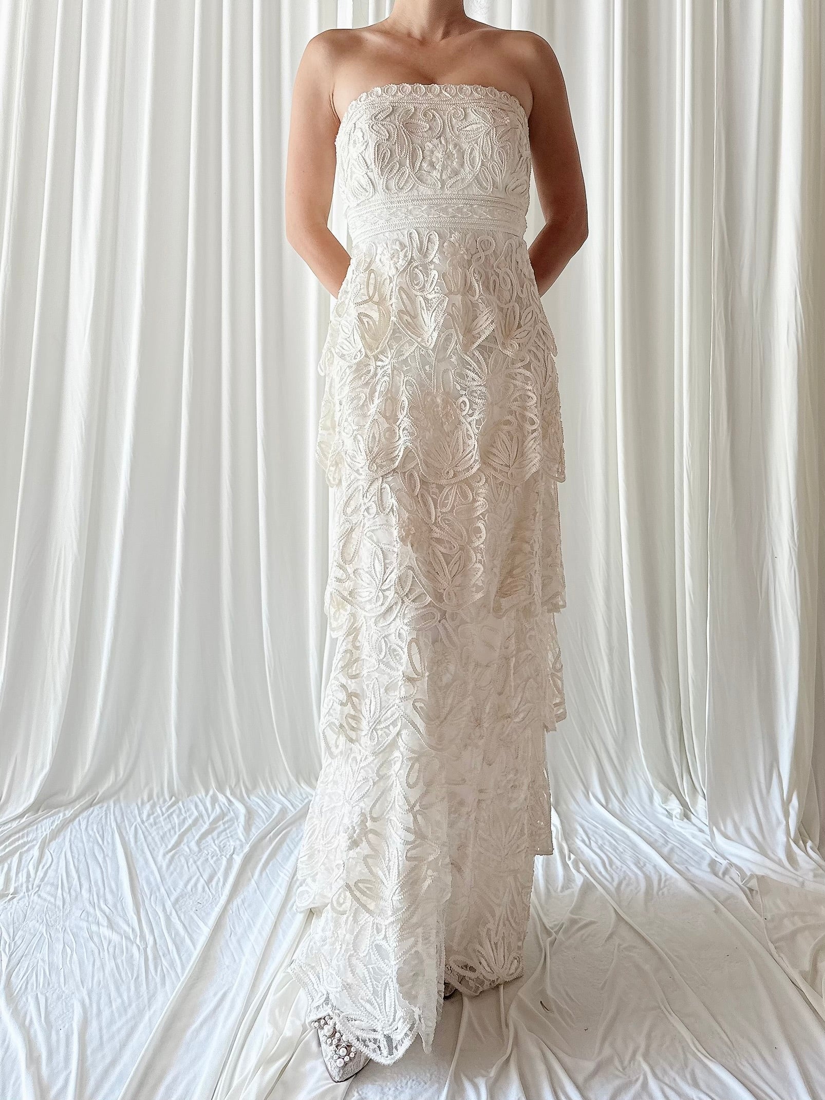 Vintage Sue Wong Tiered Lace Gown - M/6